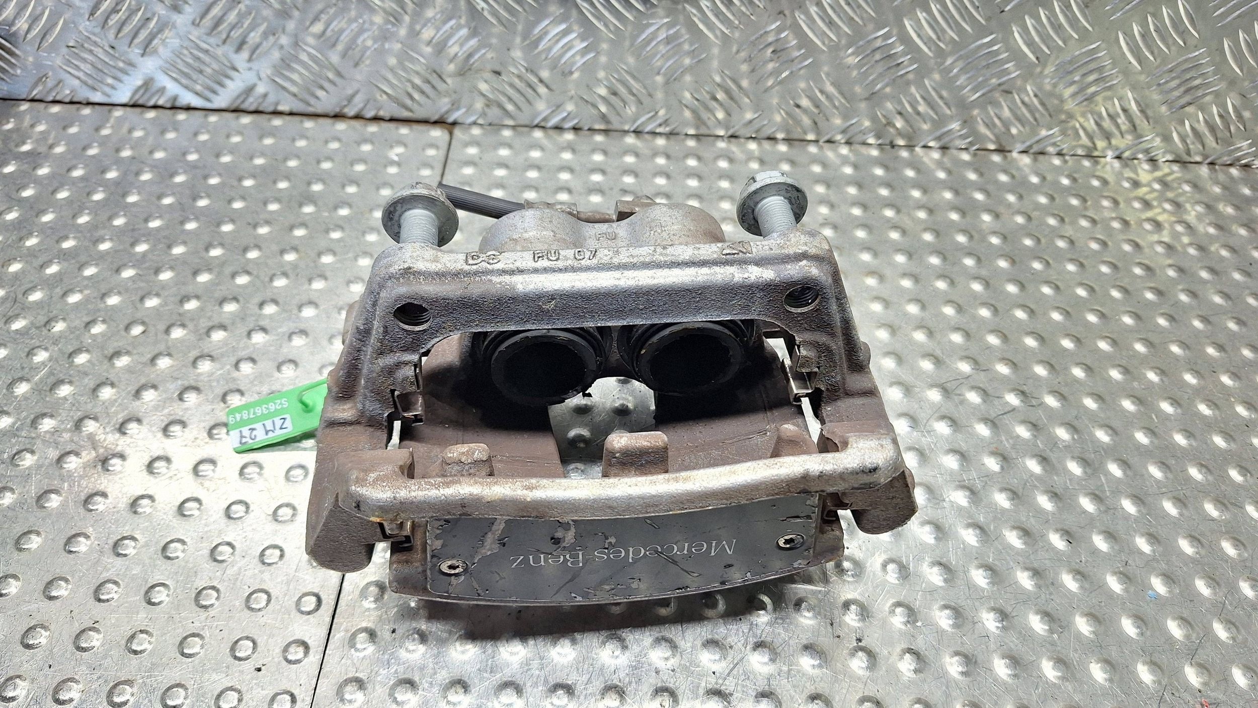caliper brake right front A1774213300 MERCEDES GLA H247 EQA W247 W177