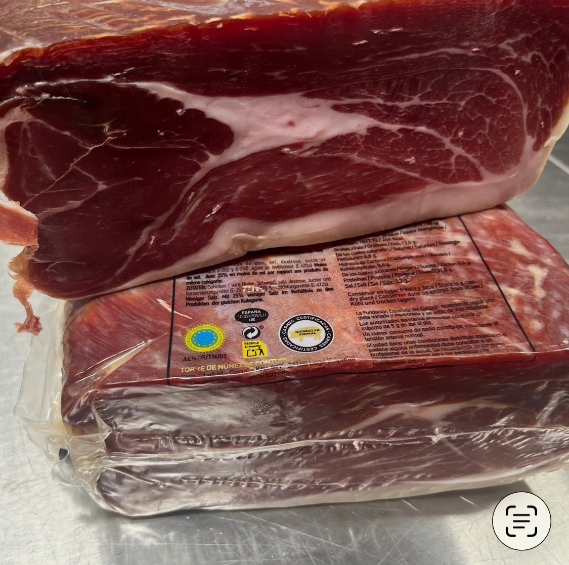 Levně Šunka Jamon serrano bez kůže 20 měsíců vepřové plemeno duroc 2,5 kg