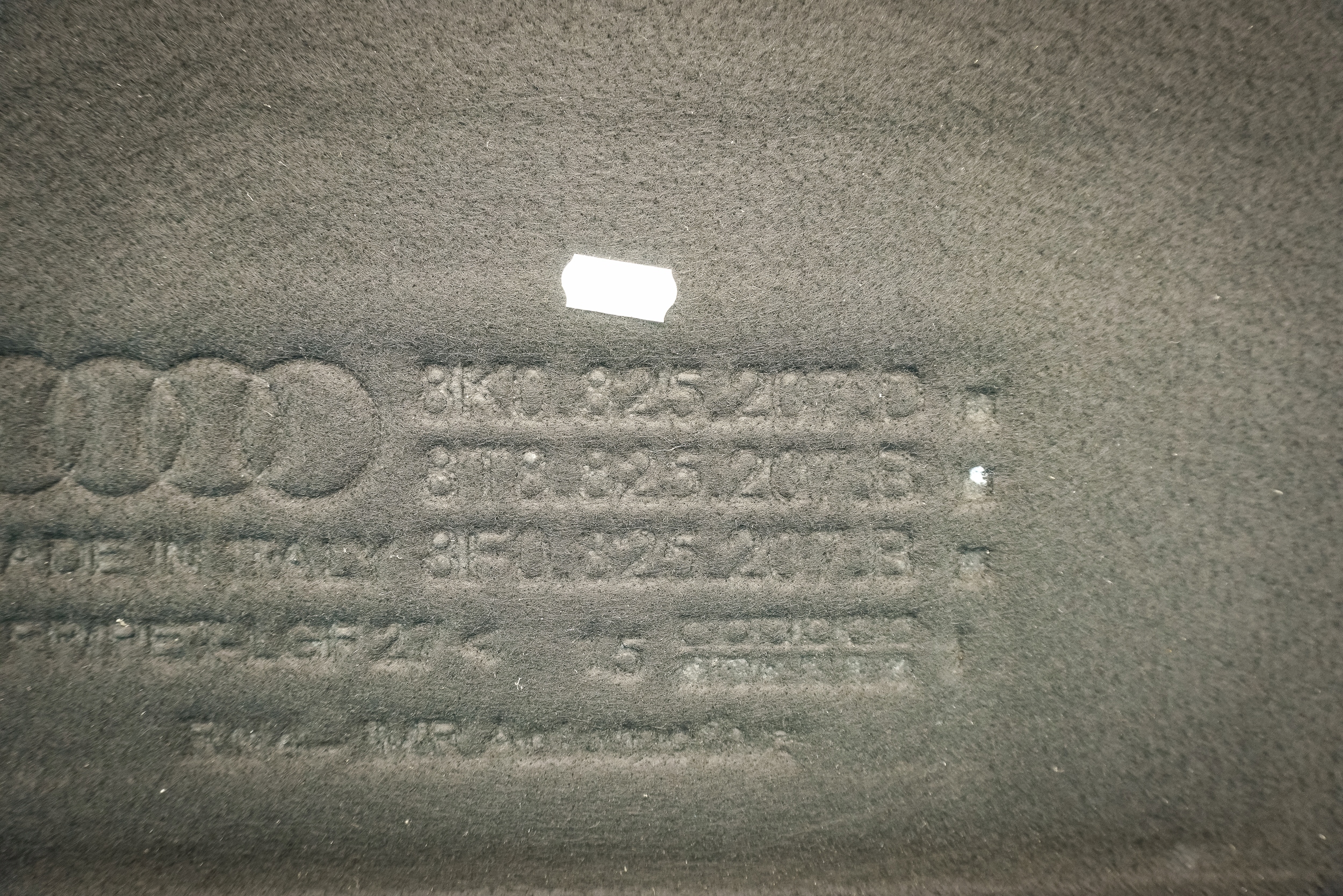 cover chassis left Audi A5 S5 8T Spb 8T8825207B