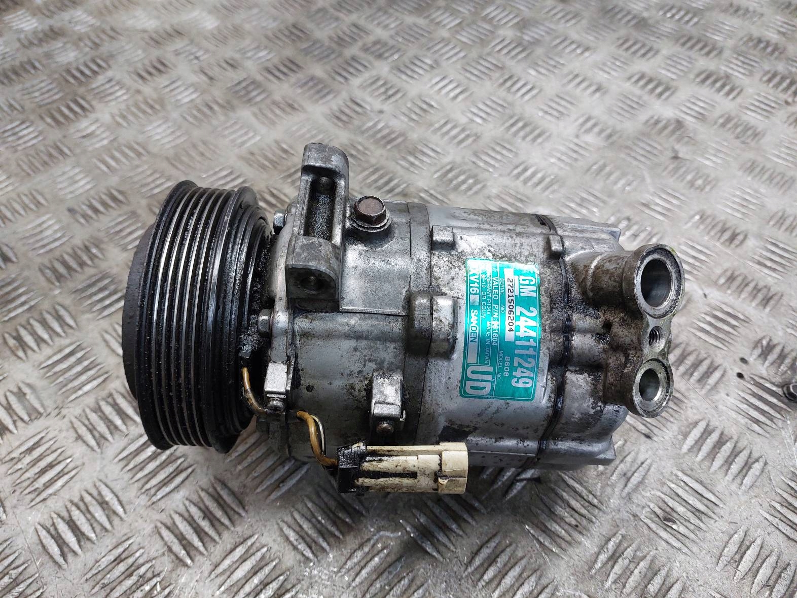 compressor compressor; of the air conditioning OPEL VECTRA C 24411249