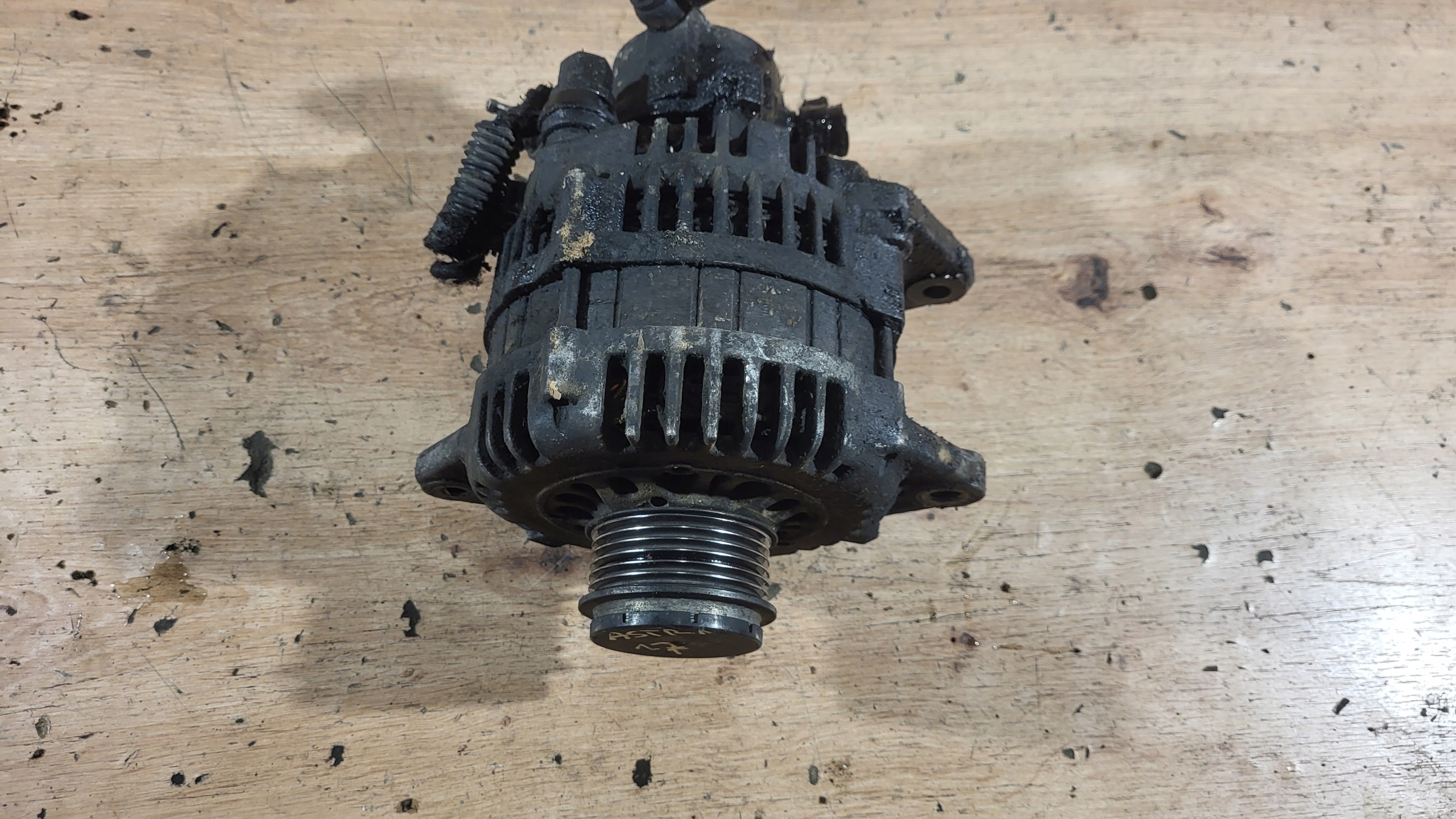 ALTERNATOR OPEL ASTRA H 1,7 CDTI Producent części Opel OE