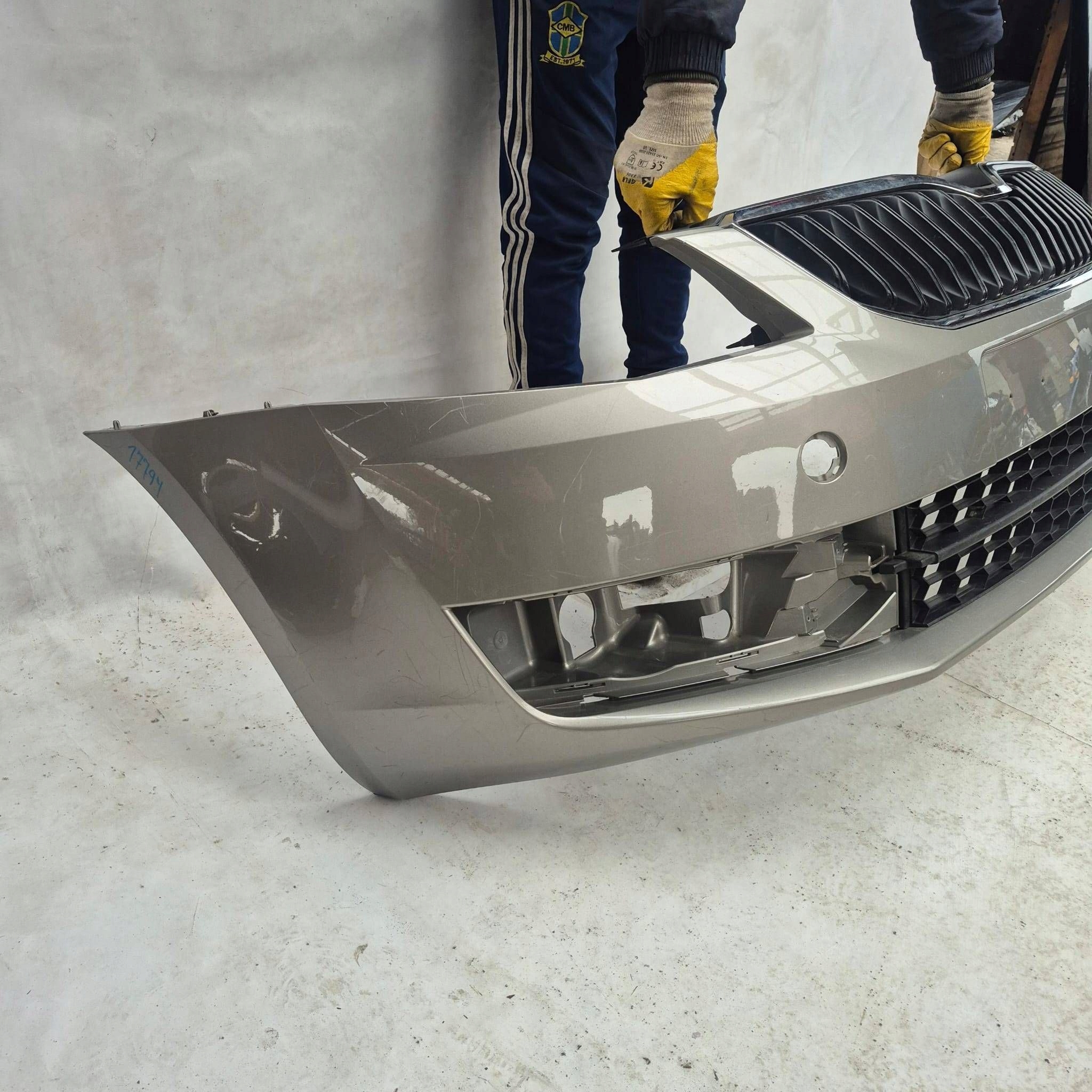 SKODA OCTAVIA III 3 12-16 bumper front front