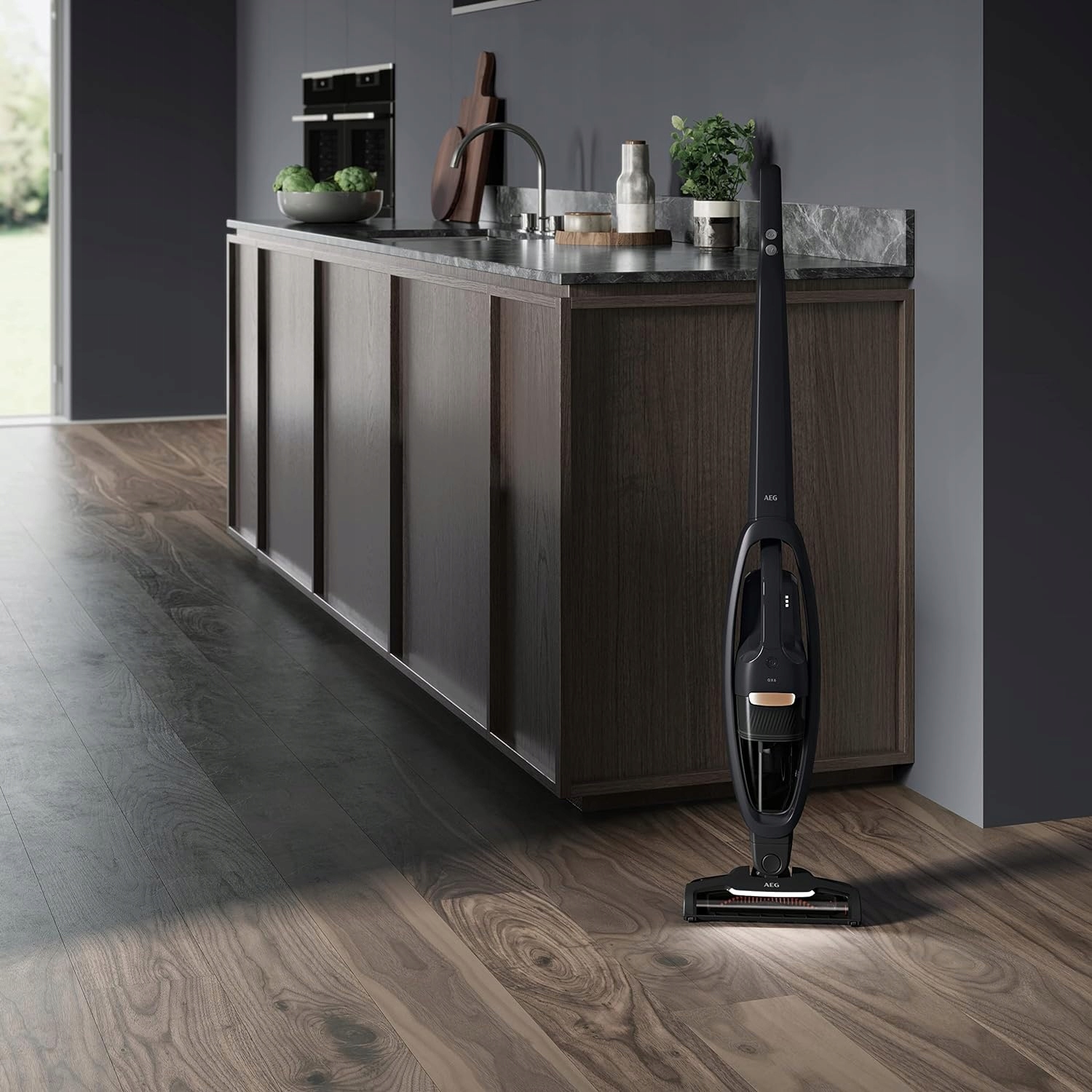 Odkurzacz pionowy AEG QX6145AN czarny Kod producenta QX6145AN