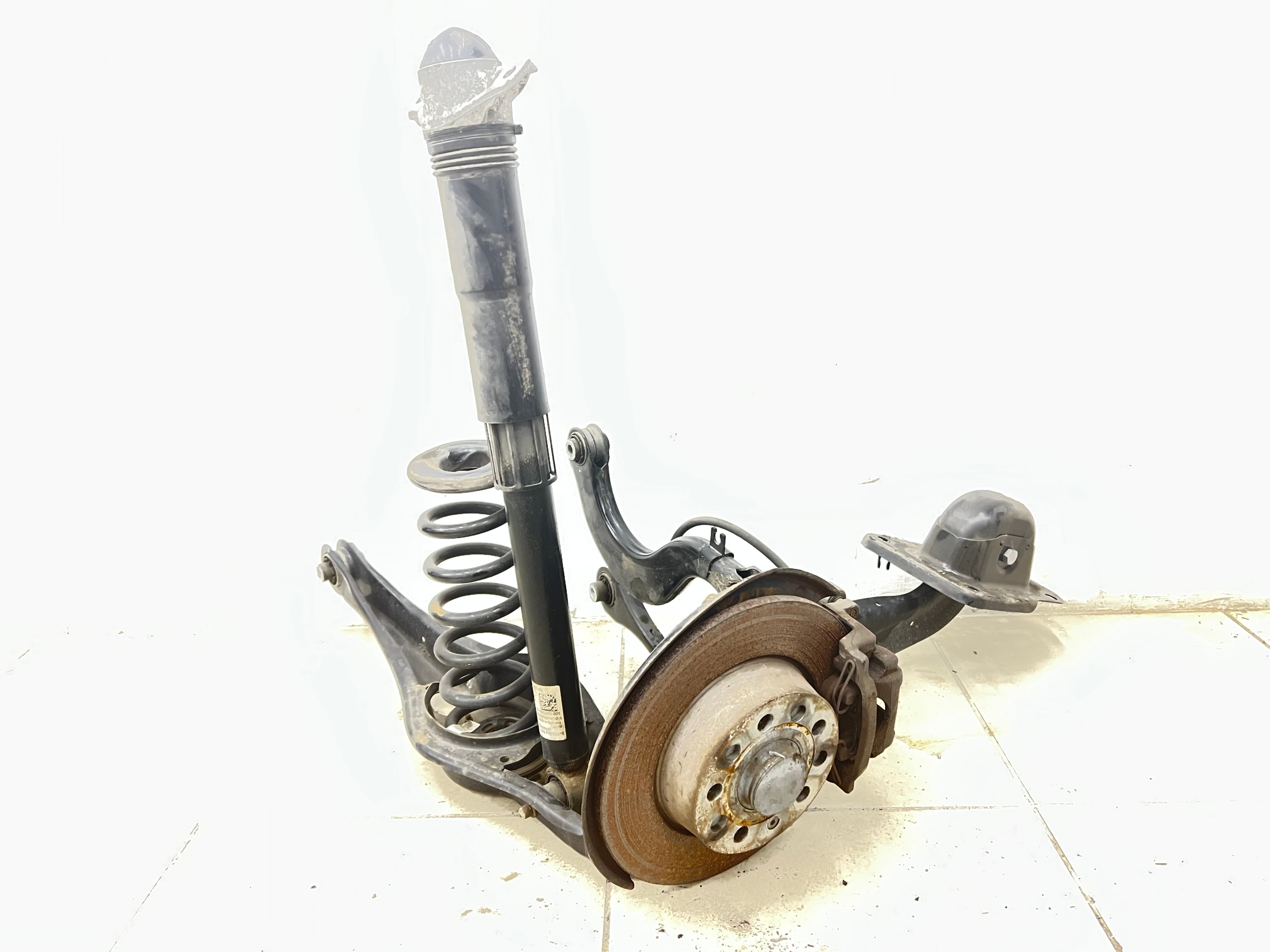 VW GOLF VIII LEON IV Moyeu support broche Arrière Arrière Droit Bras Complète