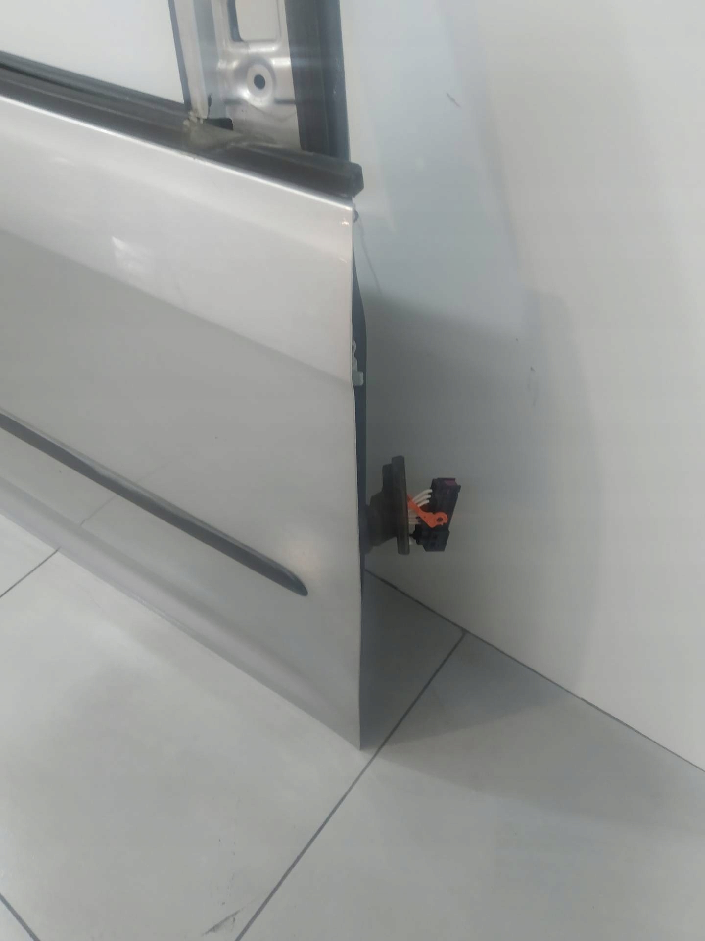 Tür rechts vorne silberne LIFT VW Volkswagen Caddy III (2003- )