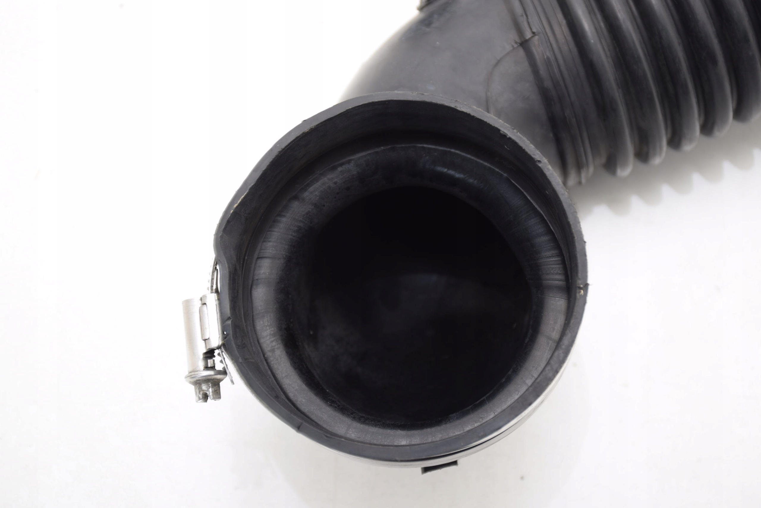 BMW E65 745D патрубок шланг труба впуск Воздух