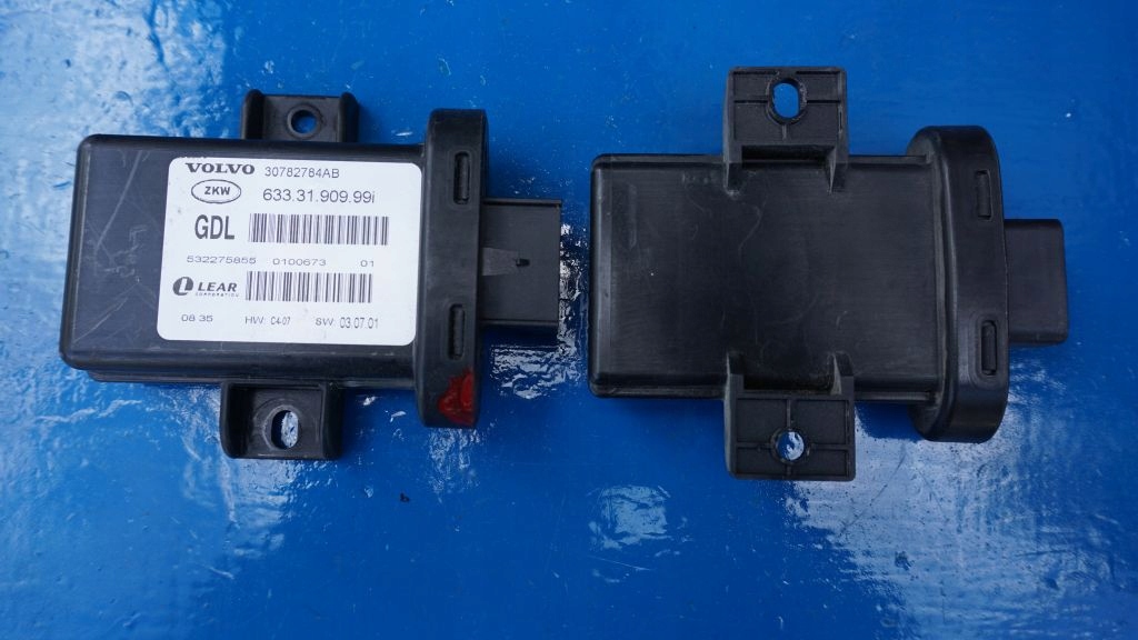 VOLVO S60 V60 XC60 S80 V70 XC70 - module lights XENON