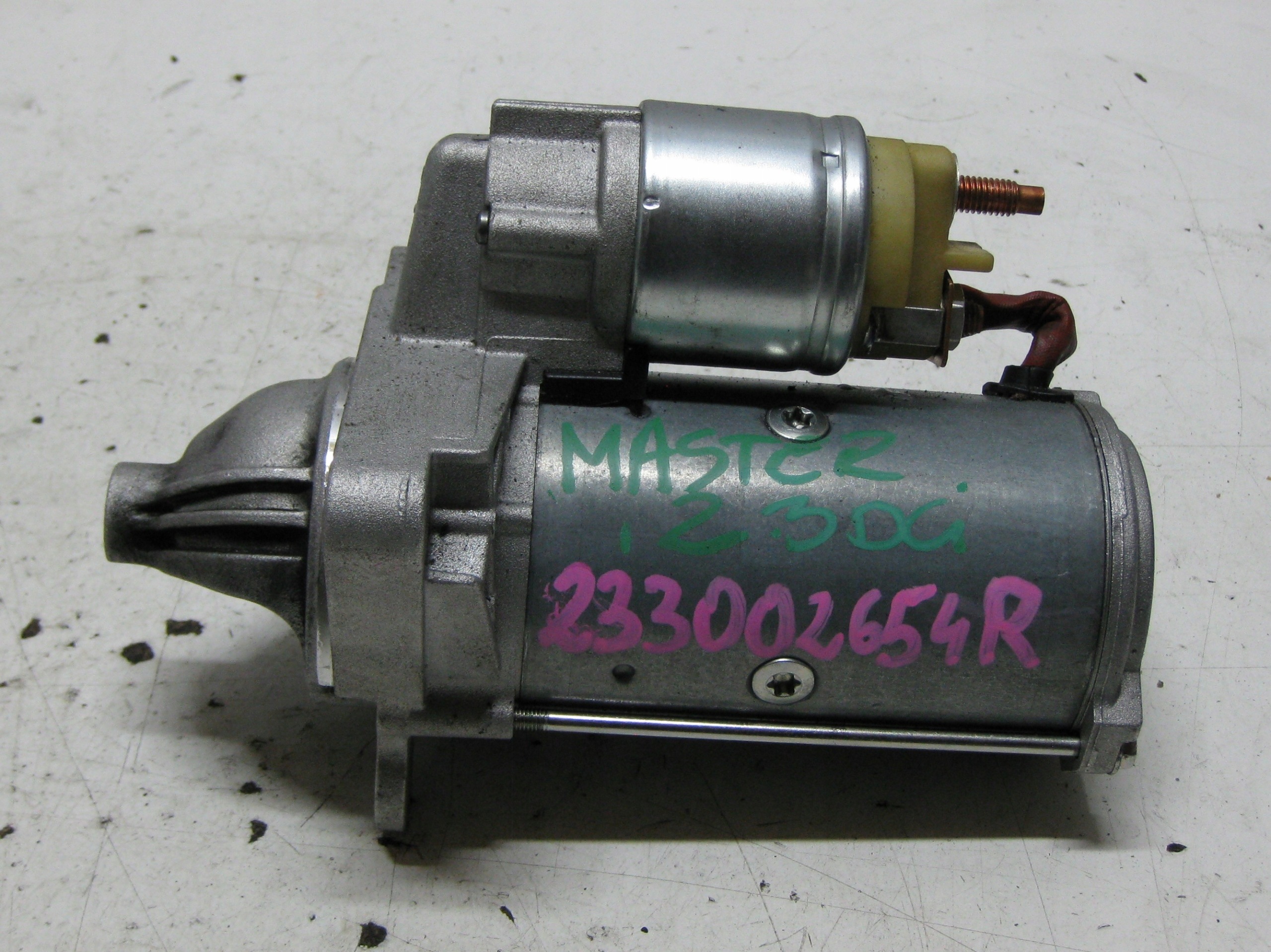 RENAULT MASTER III LIFT IV 2,3 DCI starter 233009813R