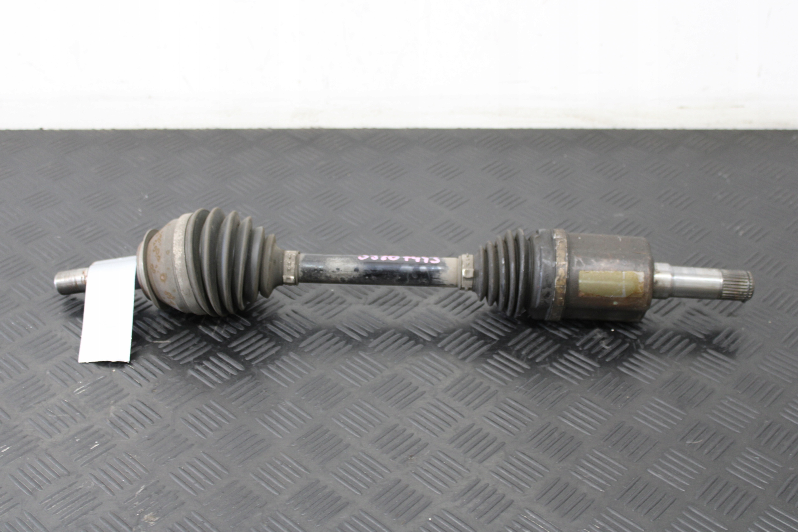 semi-axis semi-axis left front OPEL INSIGNIA B LIFT 39207443