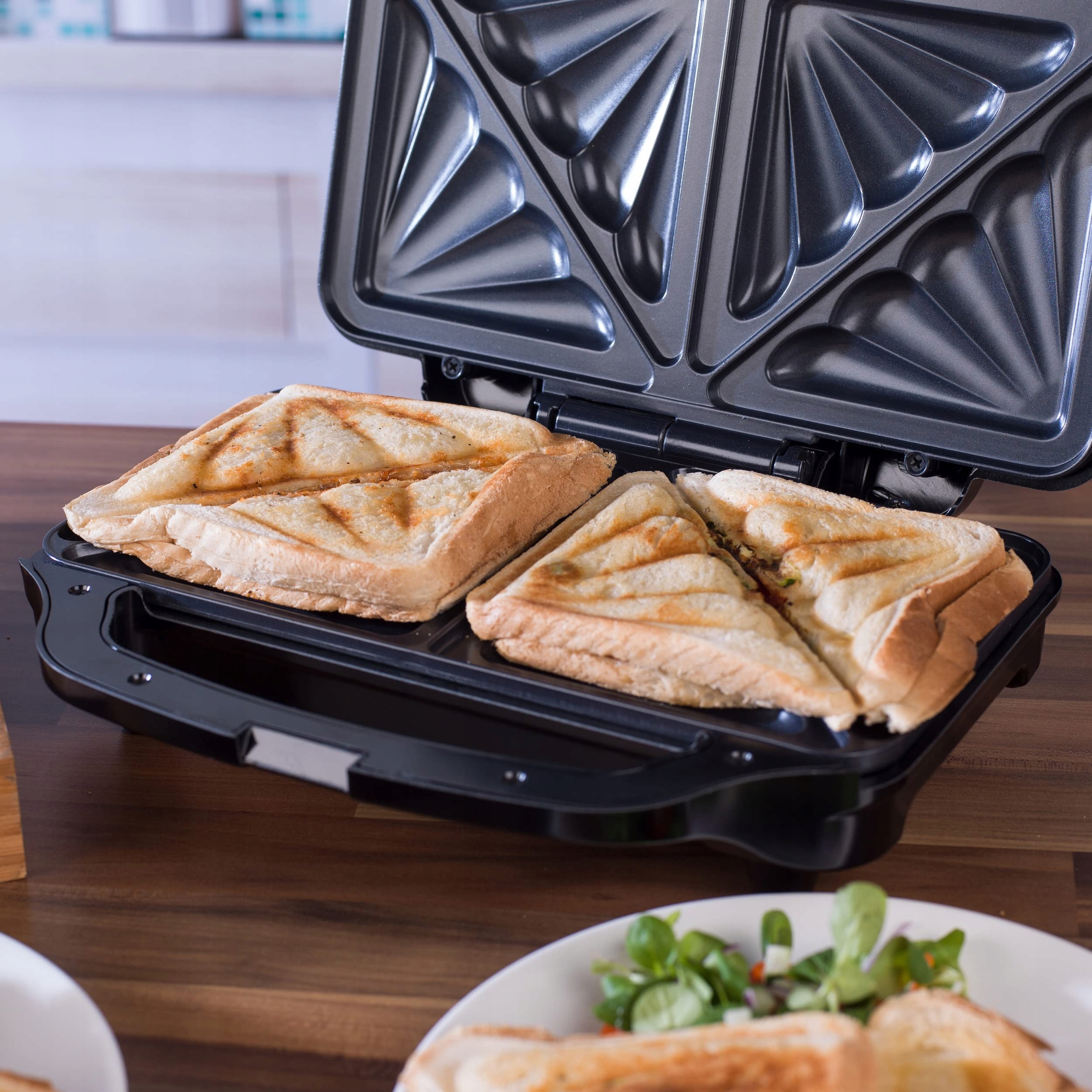 SALTER Opiekacz 900W z Nieprzywierającą Powłoką i Automatyczną Kontrolą — miniatura 8