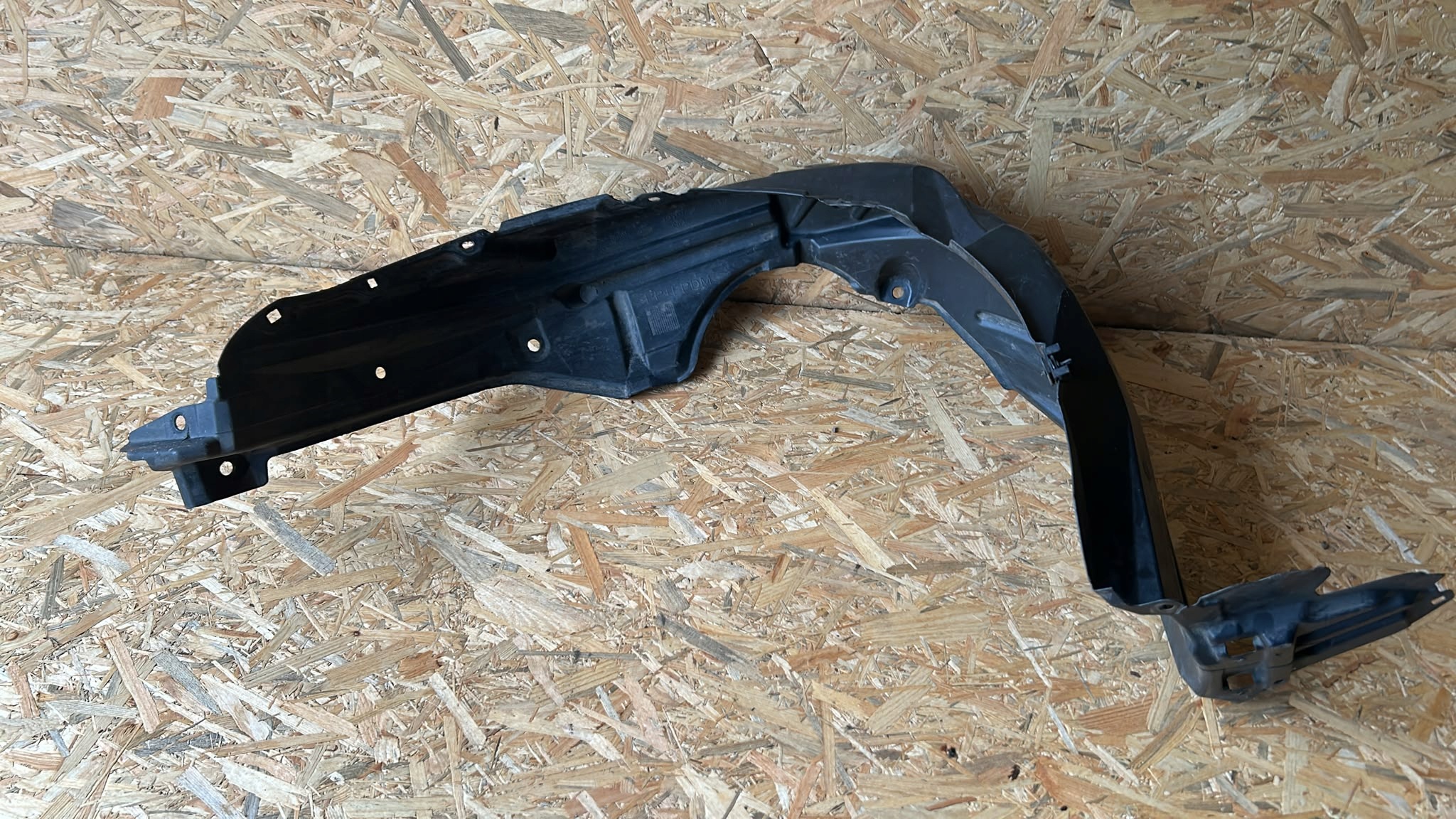 mudguard right right front front TOYOTA YARIS III 17-20