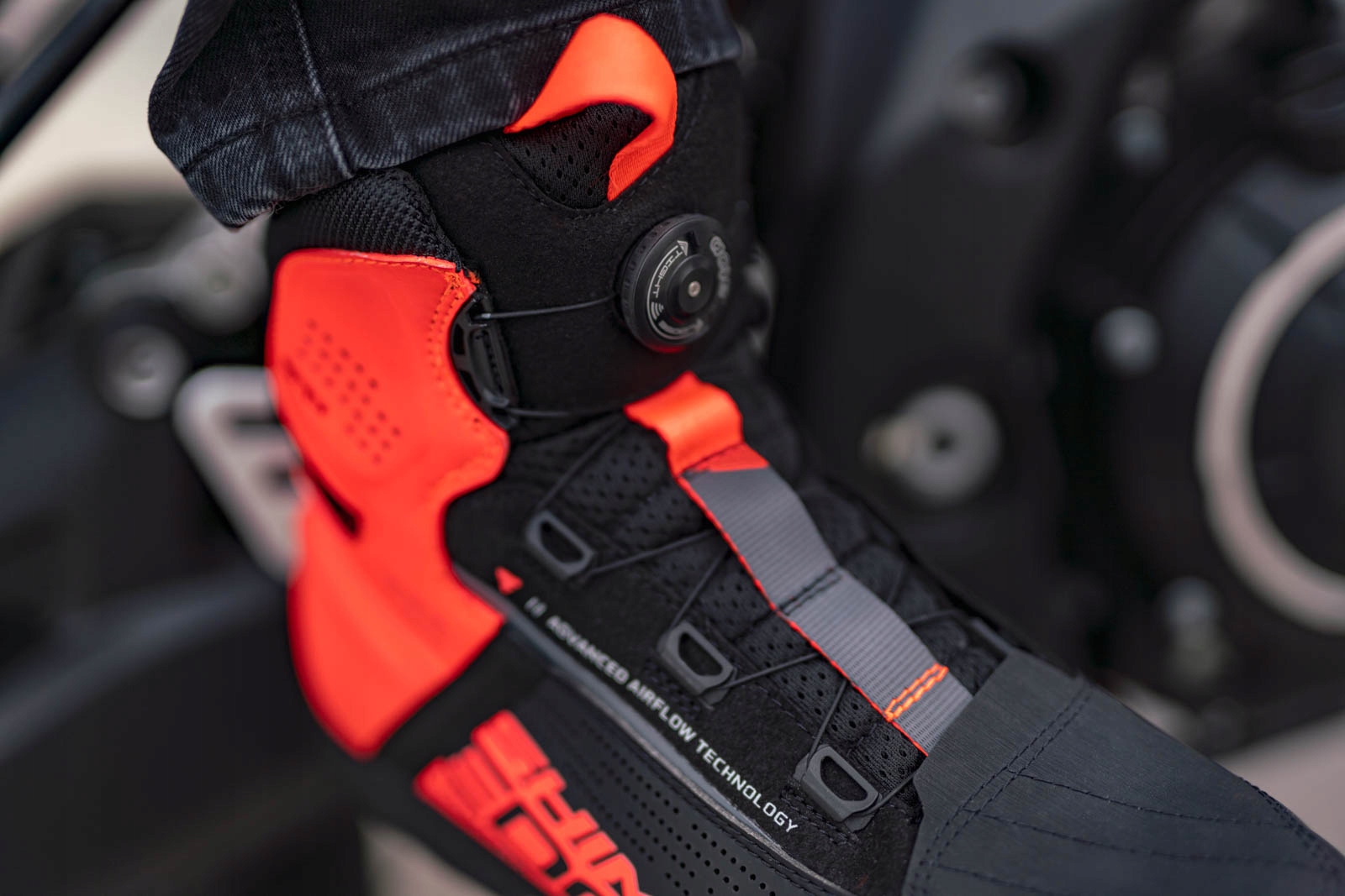 Buty motocyklowe SHIMA Edge Vent Men Czerwone r.45 Rozmiar 45