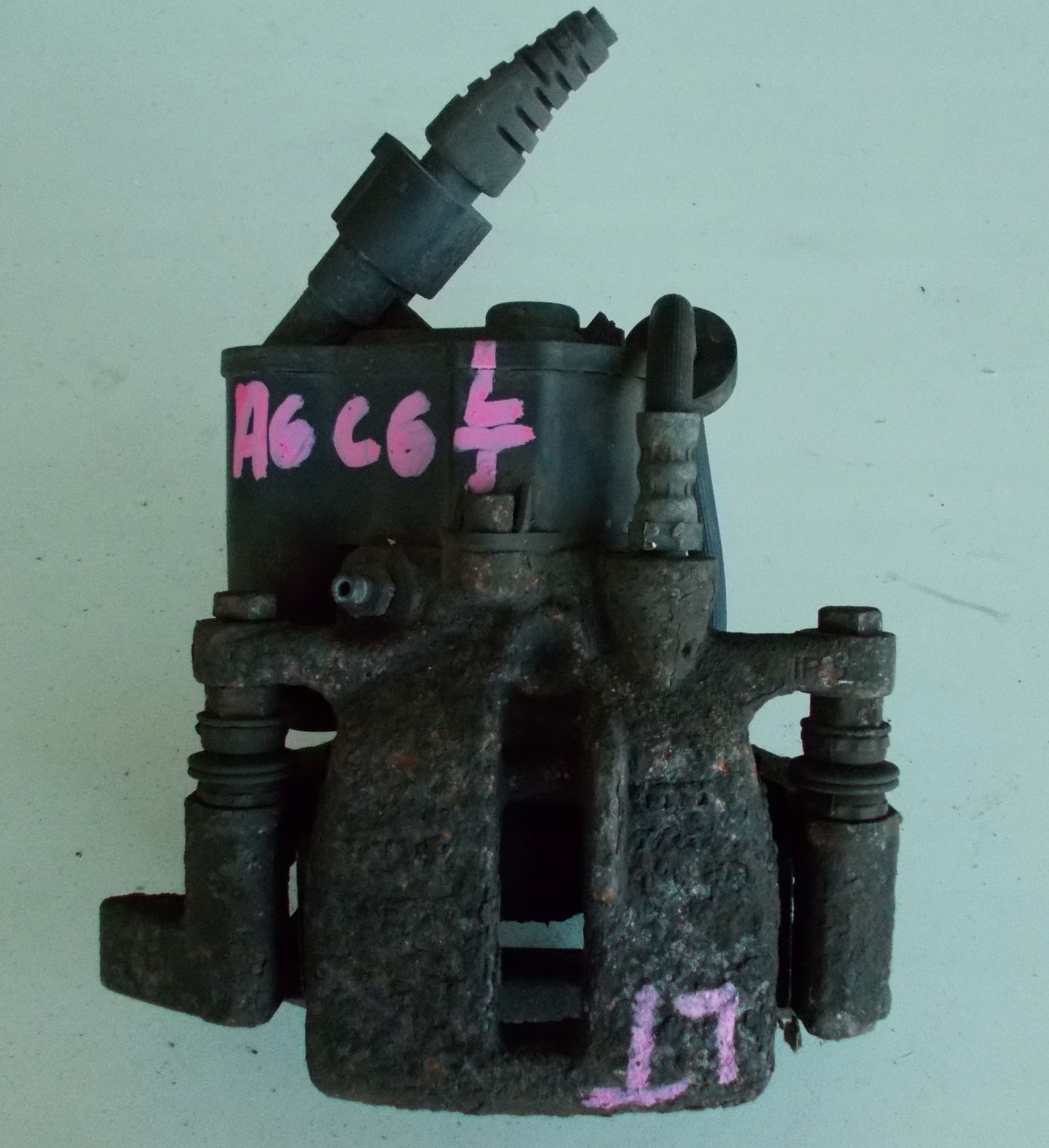 AUDI A6 C6 06R 2.7 TDI caliper brake left rear part