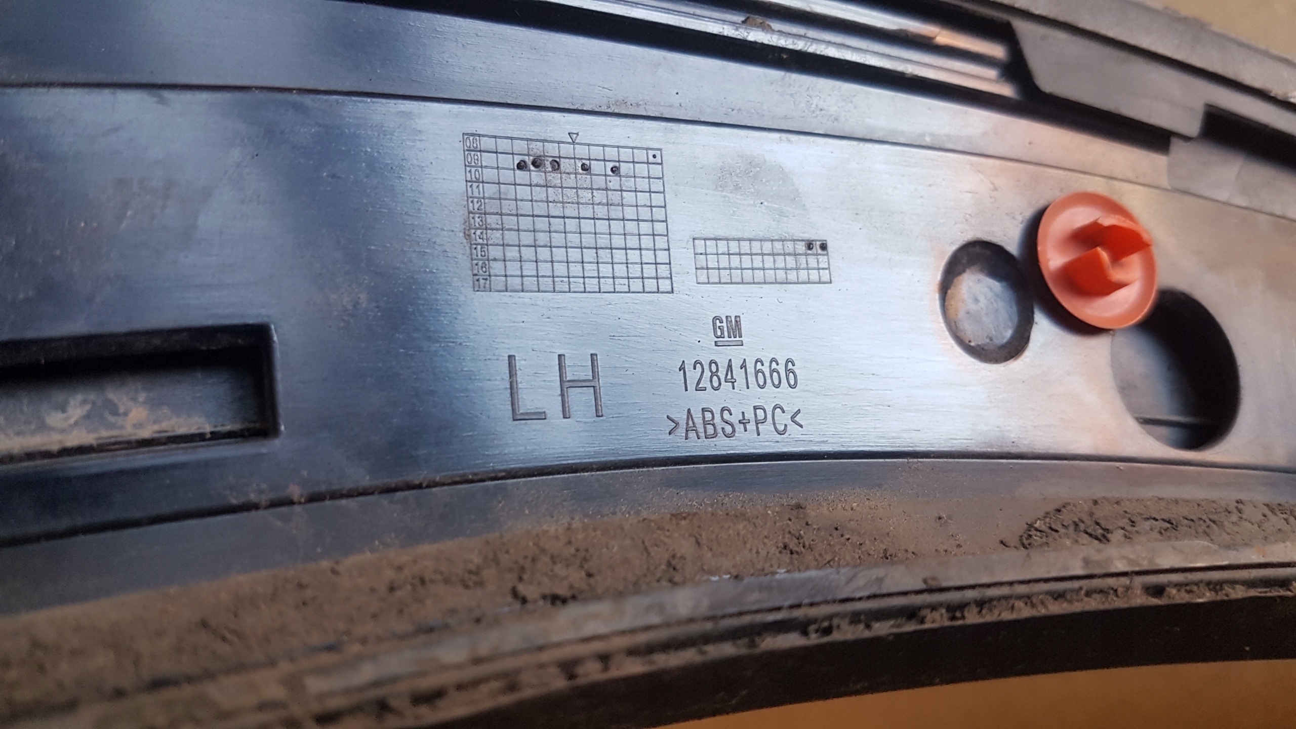 lišta blatníku levá přední SAAB 93X 12841666