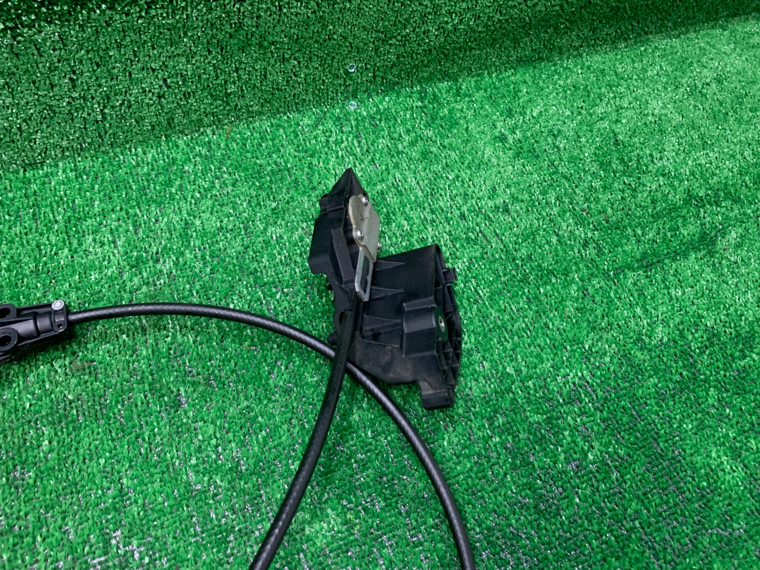 MERCEDES W211 E mechanism ROLETY boot A2118205442