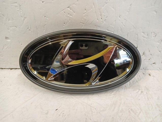 NOWY SZKLANY ZNACZEK EMBLEMAT LOGO HYUNDAI I30 III 2017-