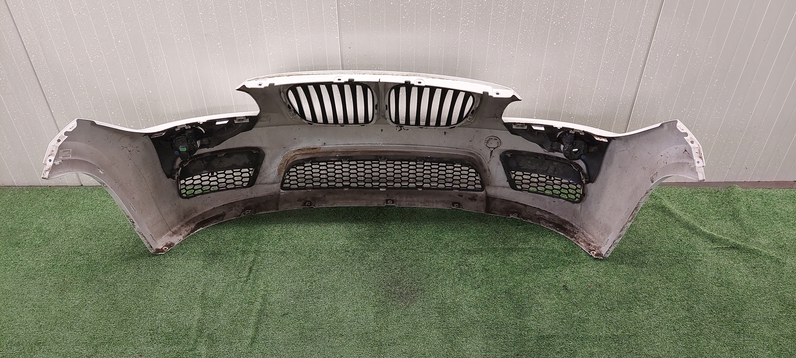 bumper front BMW X1 E84 m-packet LAK: A96
