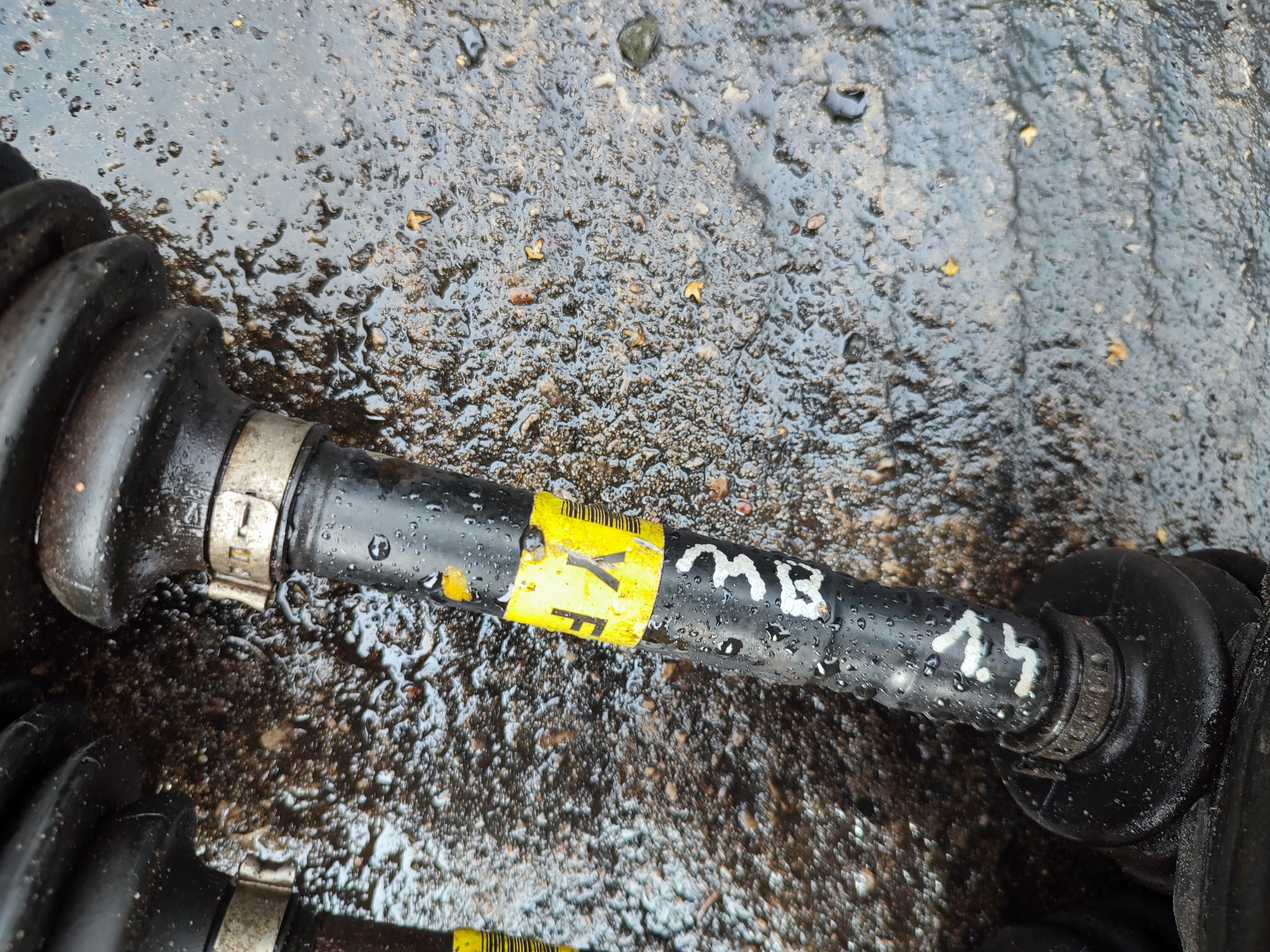 semi-axis left short. OPEL MERIVA B 1.4