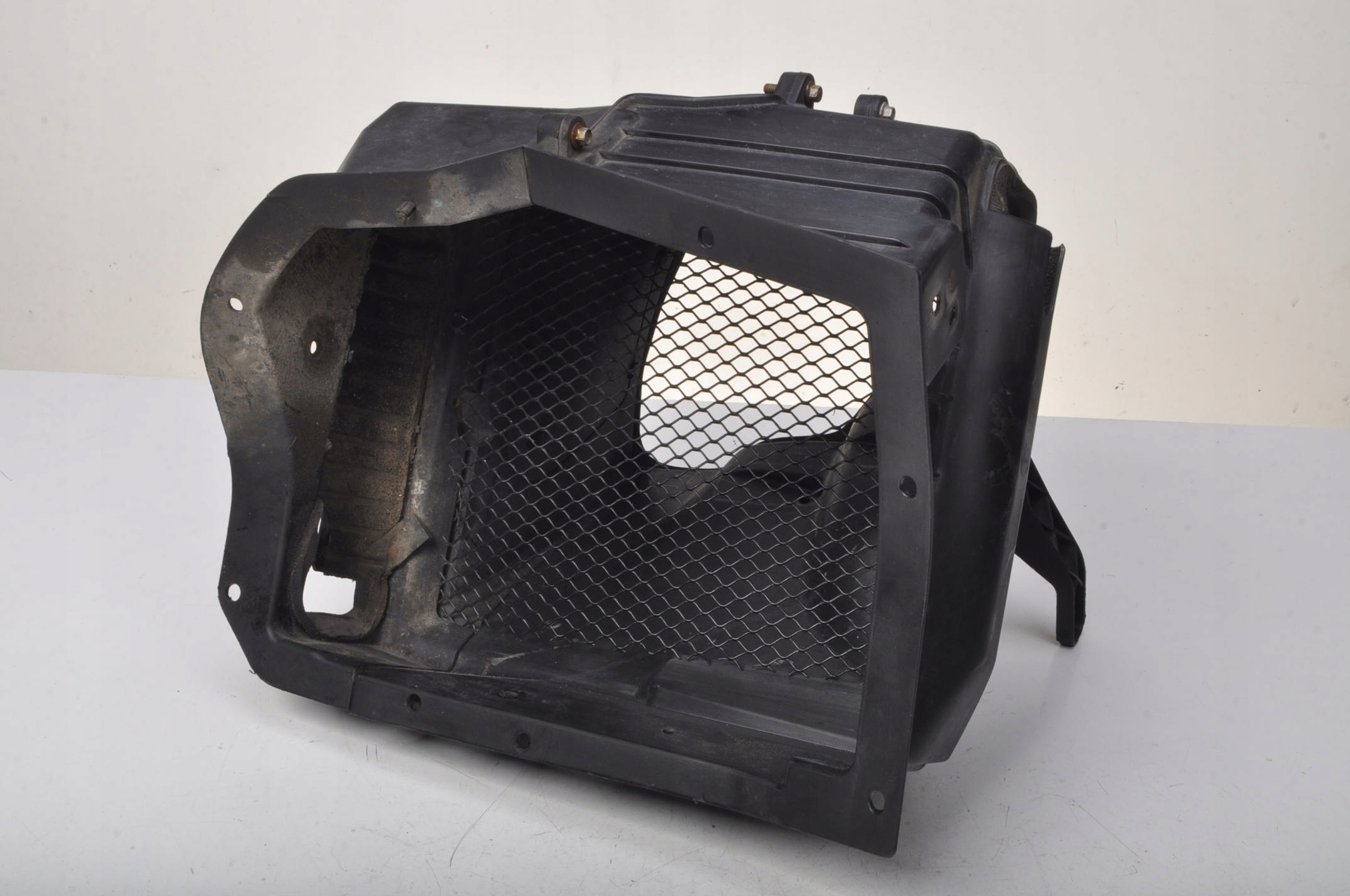 MCLAREN MP4 SPIDER 3.8 OSŁONA CHŁODNICY 11A5663CP