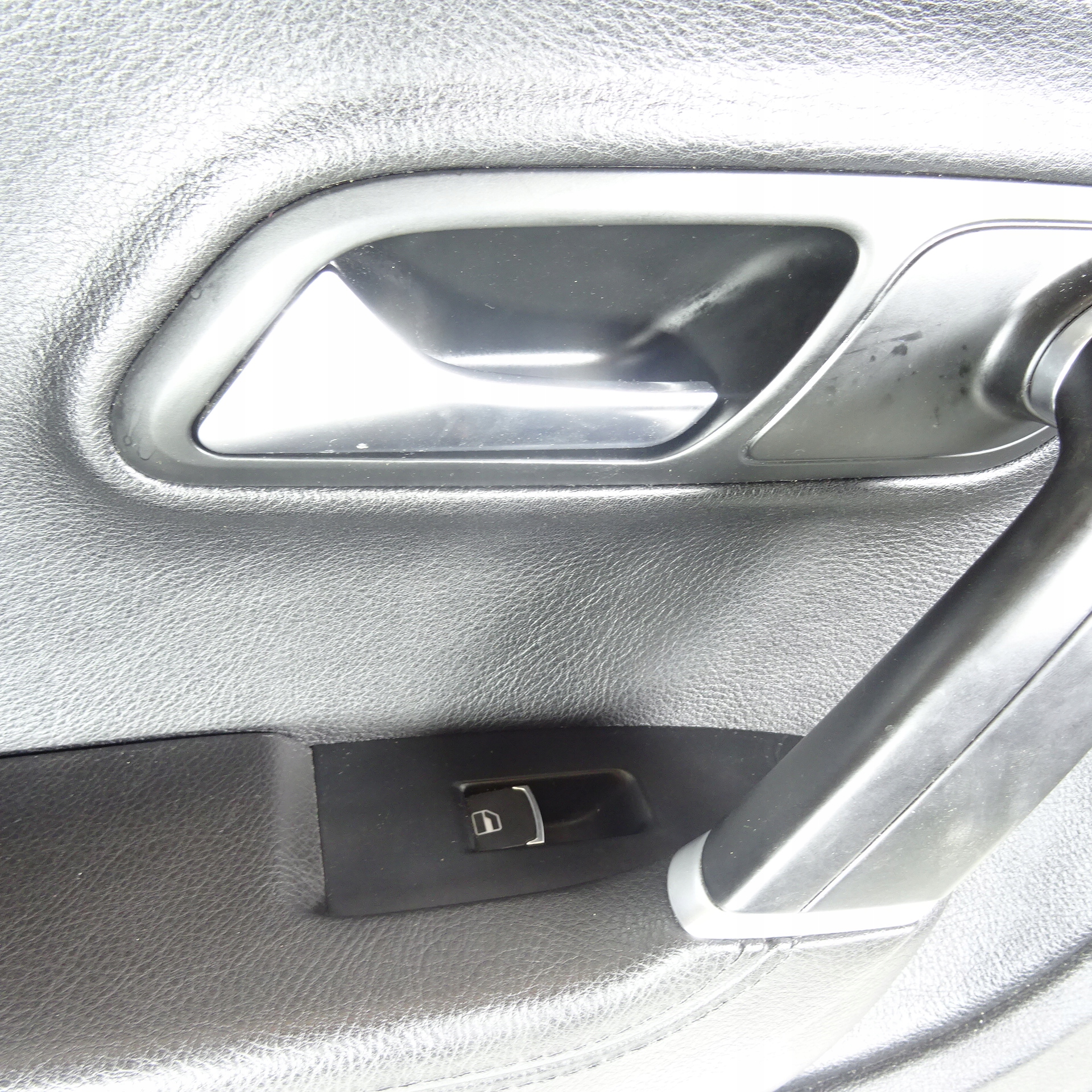 VW PASSAT CC upholstery door left rear part