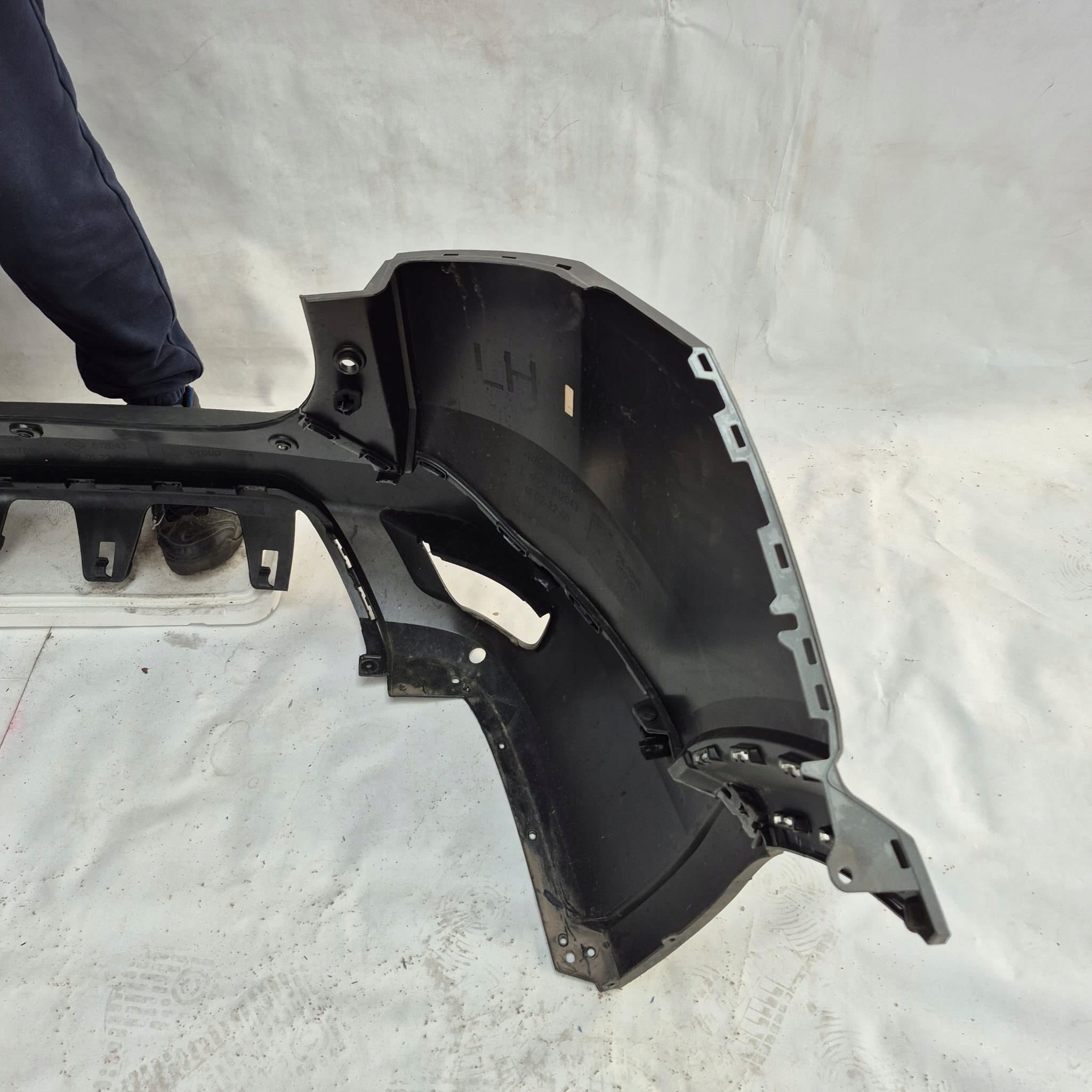 DACIA BIGSTER 25- bumper rear part rear PDC 850B06781R