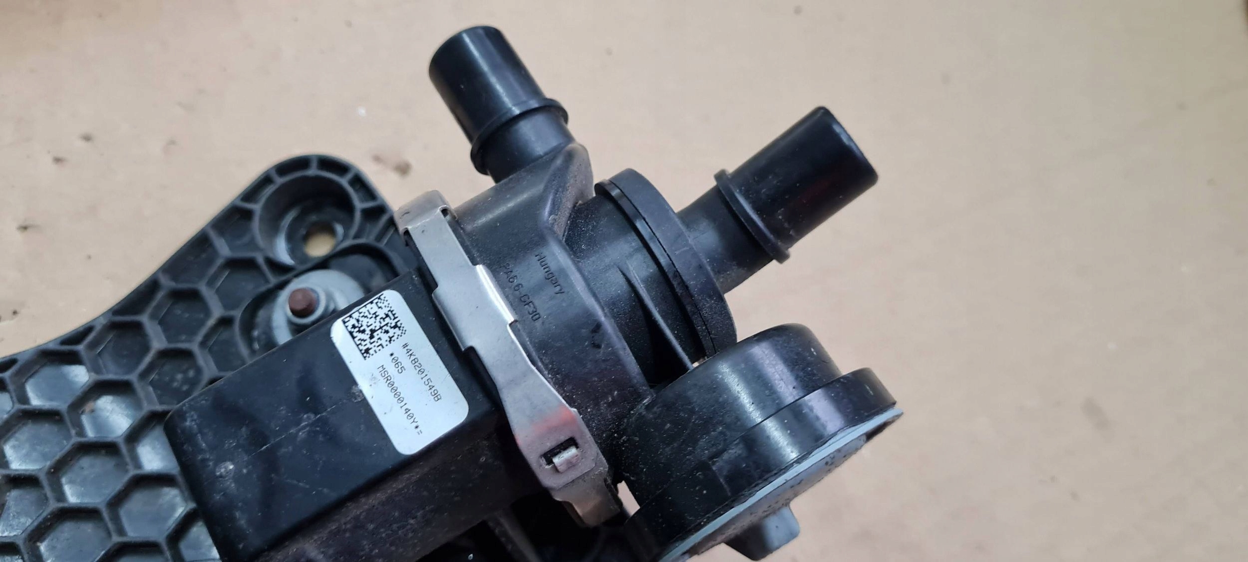A6 C8 4K REGURATOR Pression Carburant 2.0 TFSI HYBRYDA 4K8201549B A7 4K