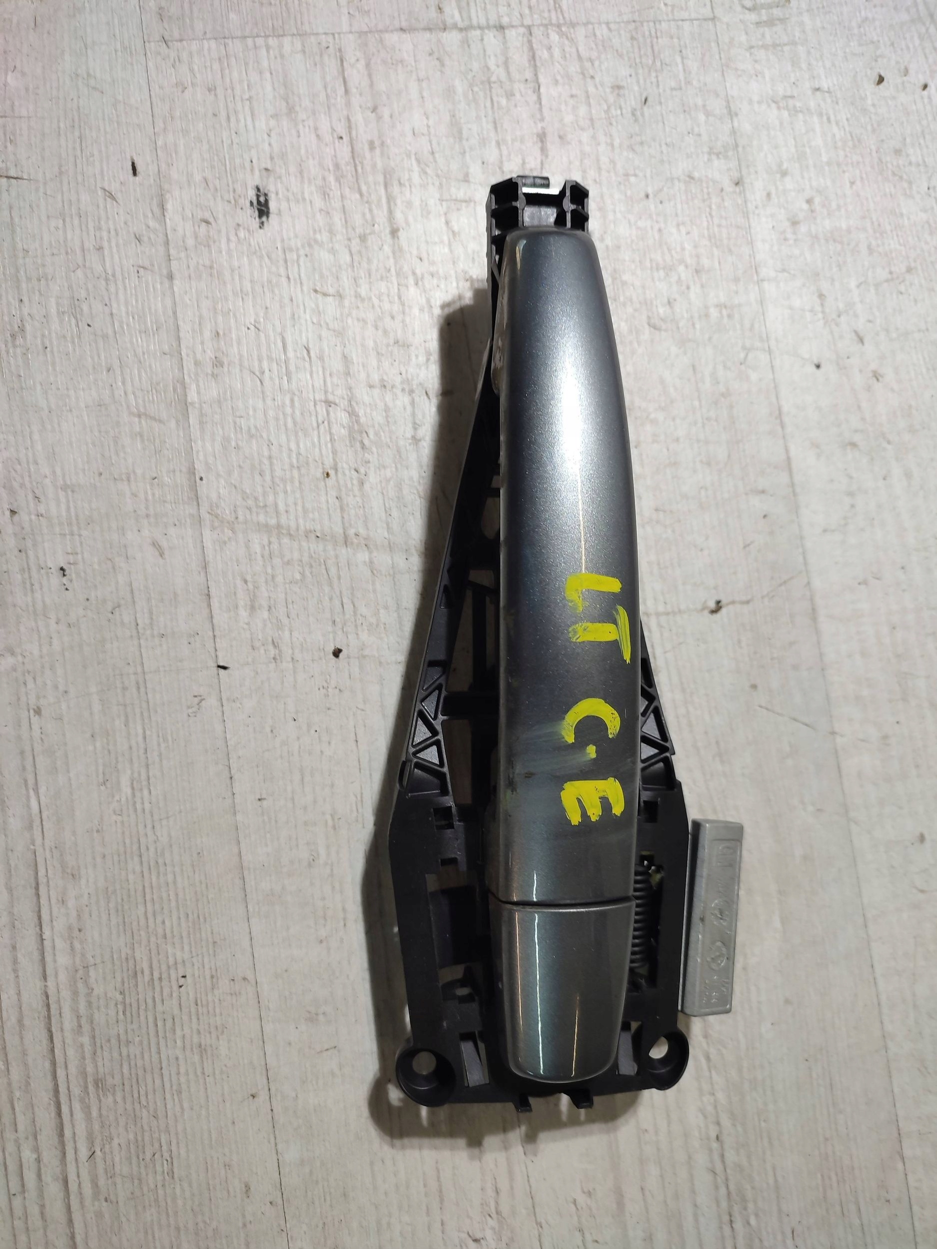Opel Corsa E 2018 rear part side left handle exterior door