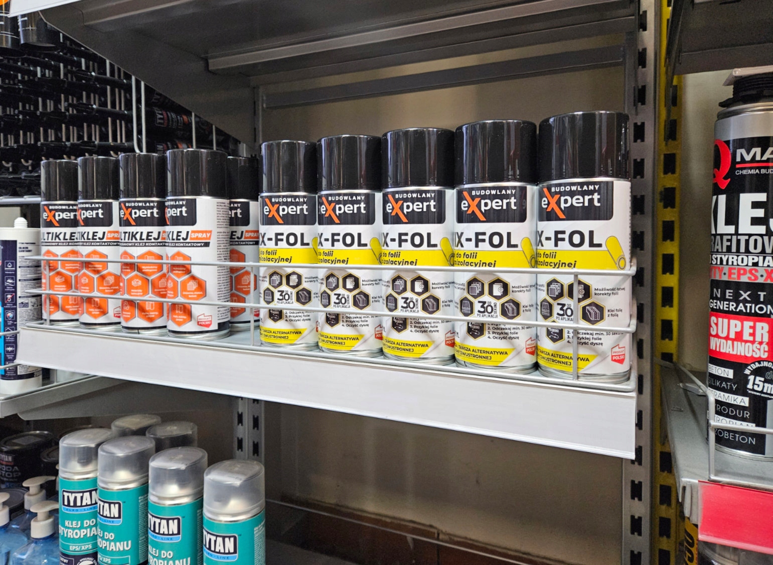 KLEJ SPRAY DO GĄBEK WYGŁUSZAJĄCYCH PODSUFITÓWKI SAMOCHODOWEJ OKLEINY Marka Budowlany Expert