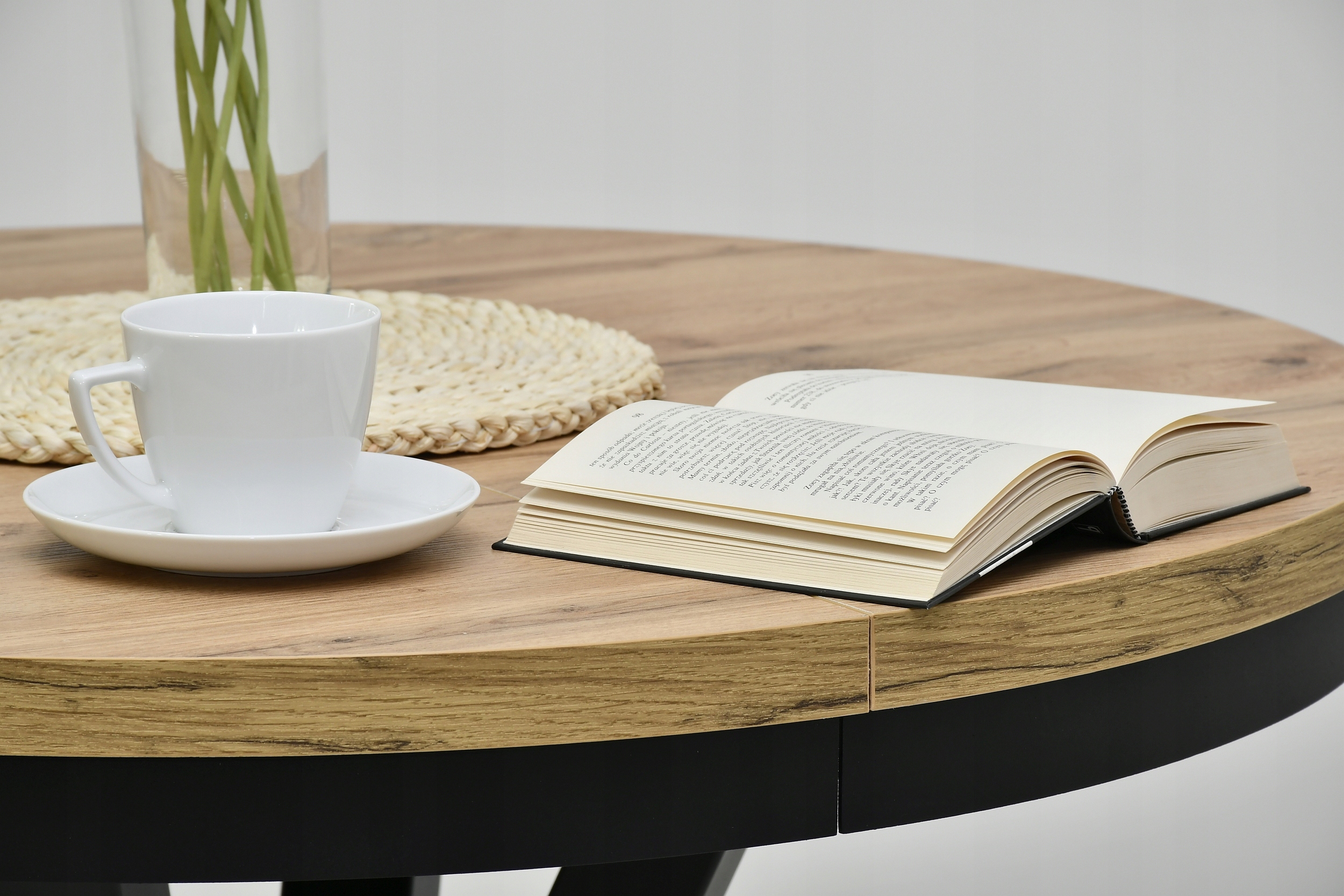 niezwykły rozkładany stół porta 100/200 okrągły Kolekcja OKRĄGŁE LOFTOWE STOŁY