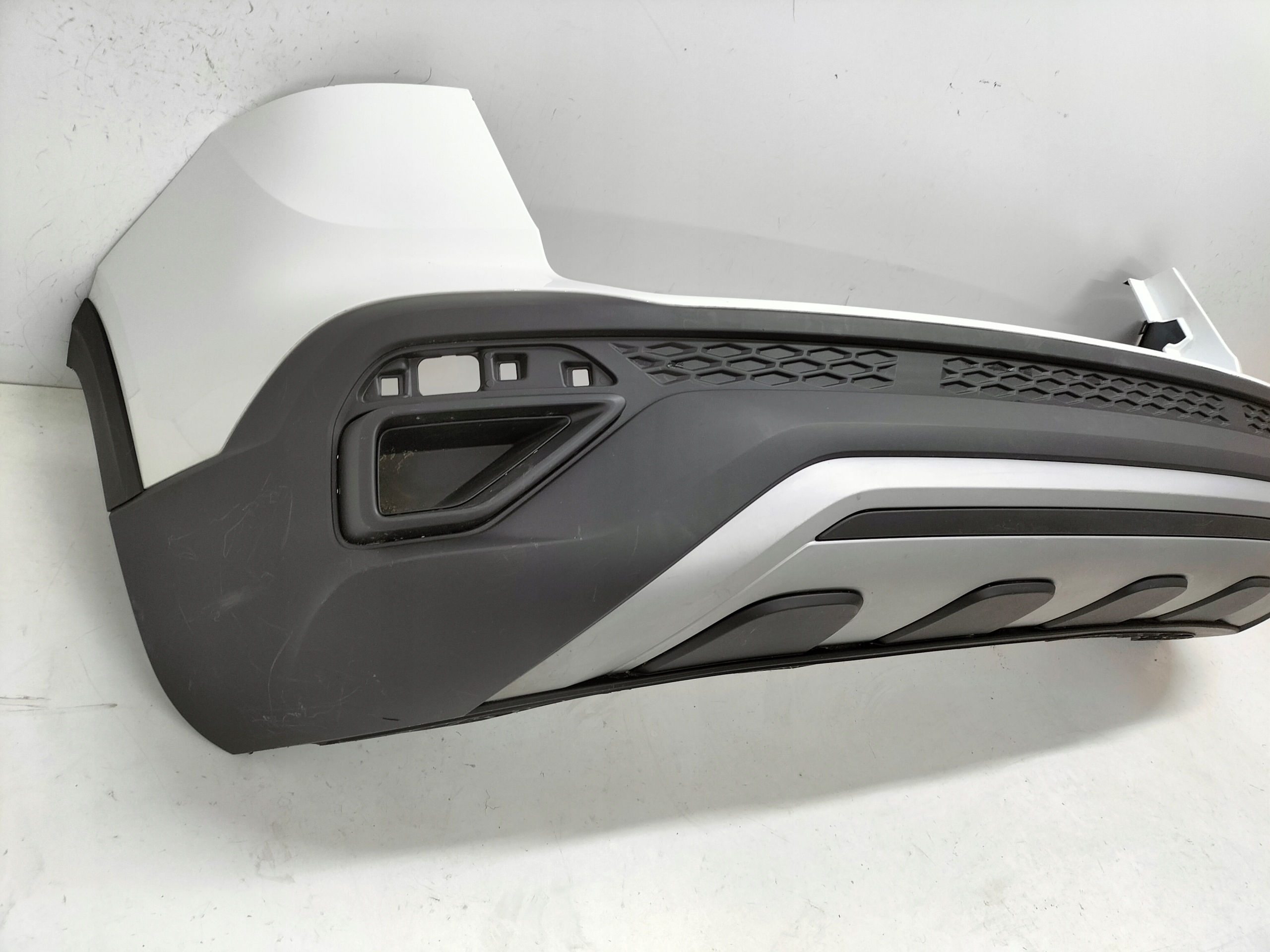 stoßstange hinten heck VW TAOS 20