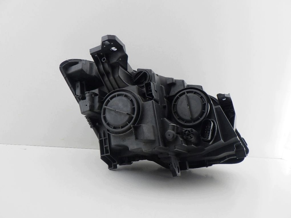 MERCEDES GLA 156 X156 W156 2013- light front left