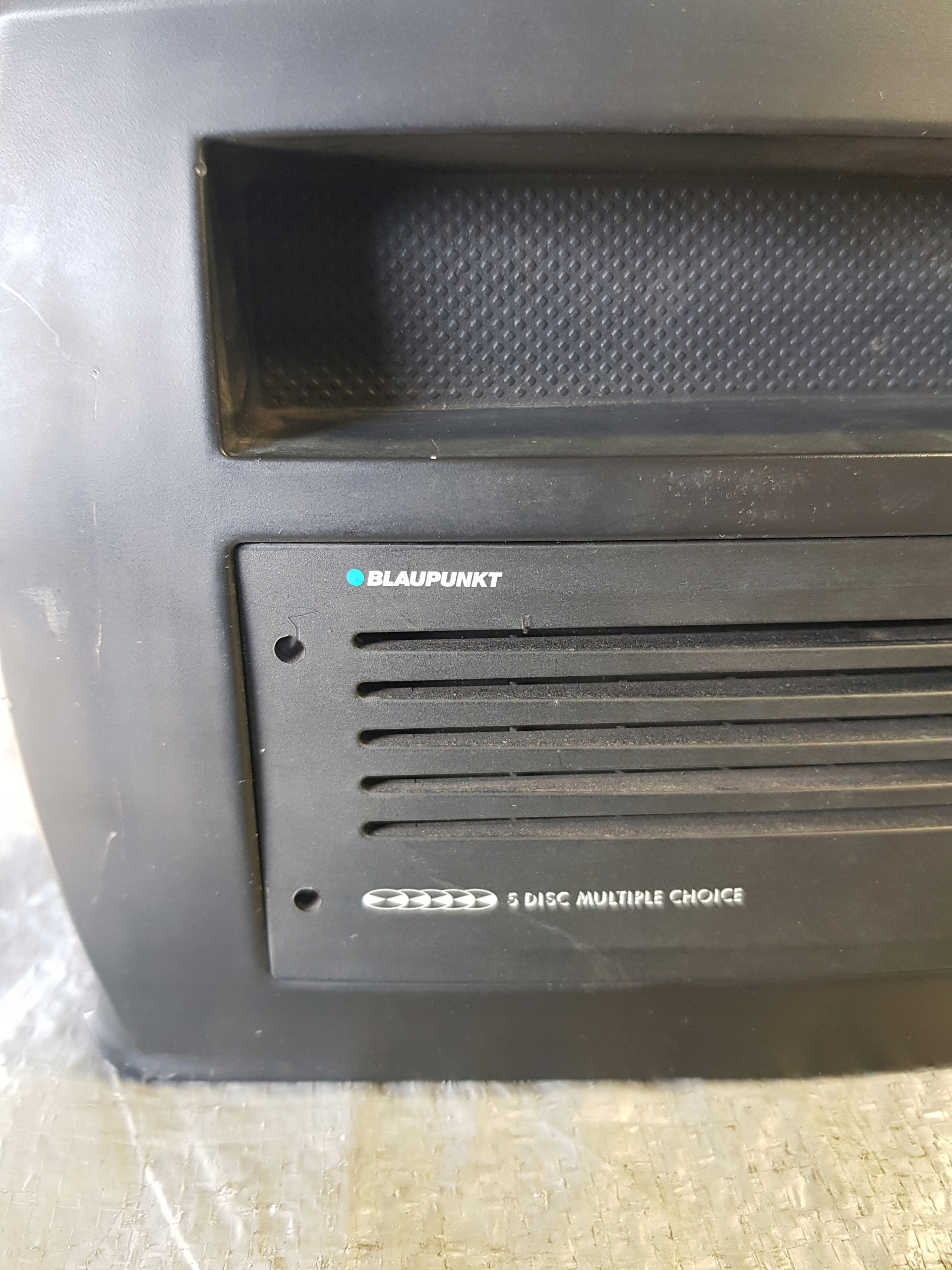 changer Blaupunkt Citroen C4 Peugeot 307