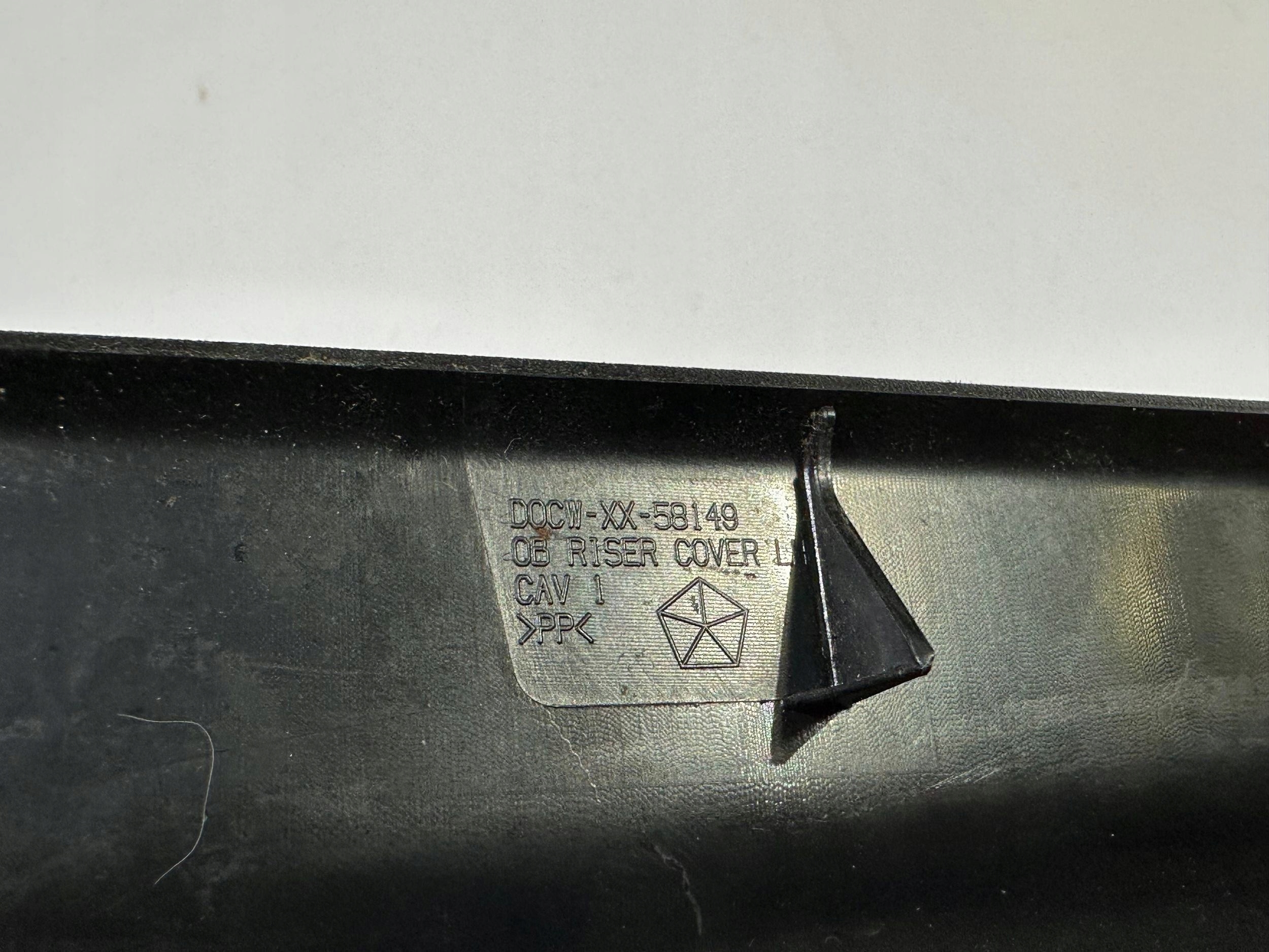 cover side seat side driver´s lower Dodge Durango 2011+
