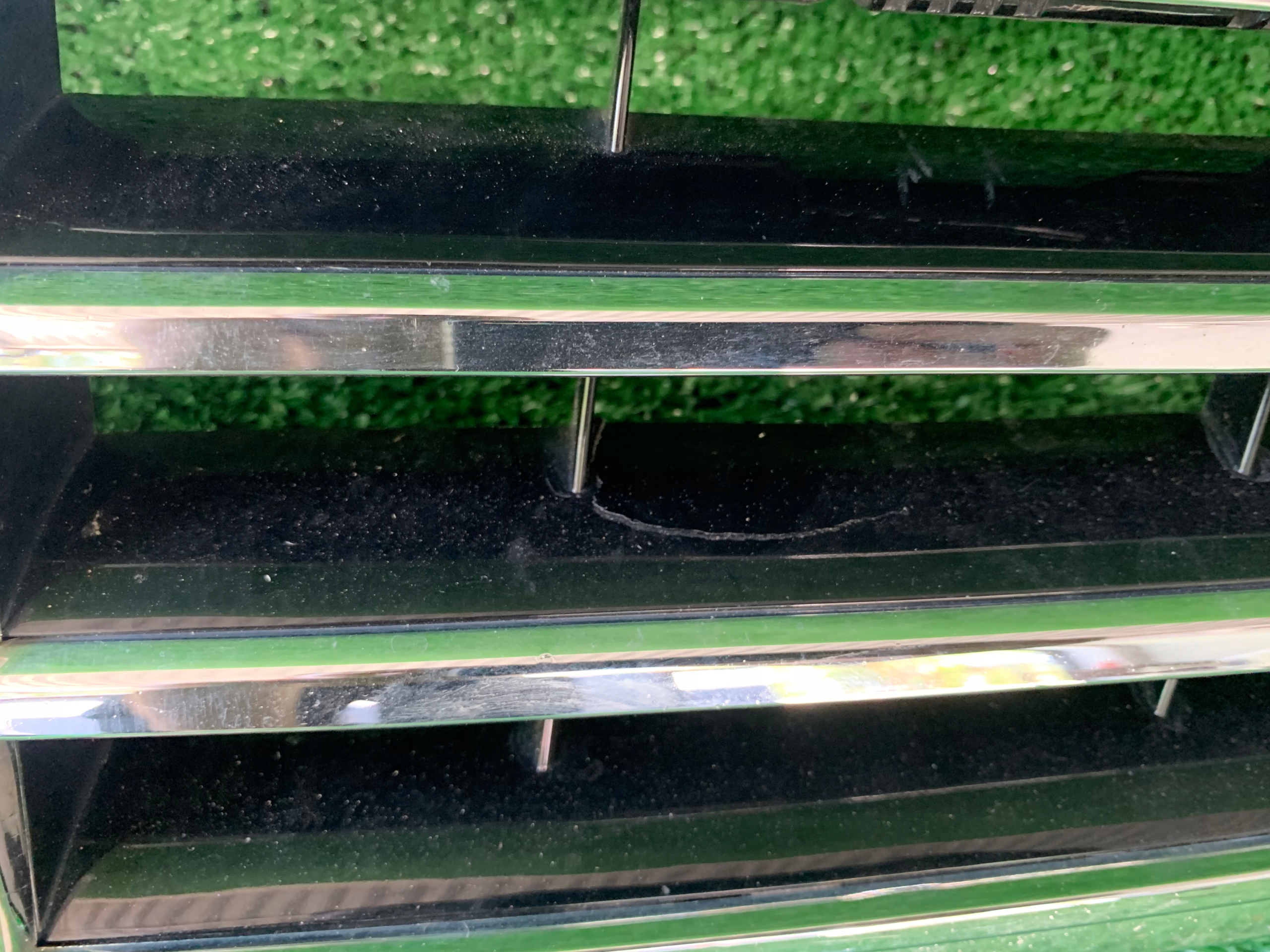 MERCEDES C W203 GRILLE