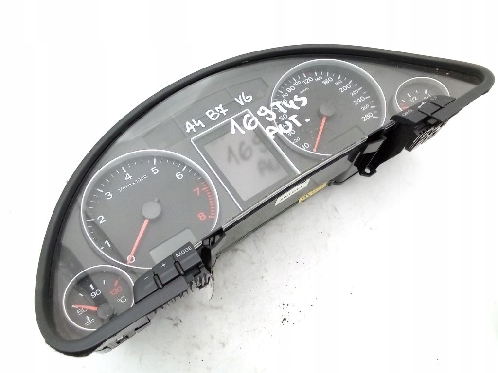 Audi A4 B7 dials dials predkosciomierz 8E0920931E