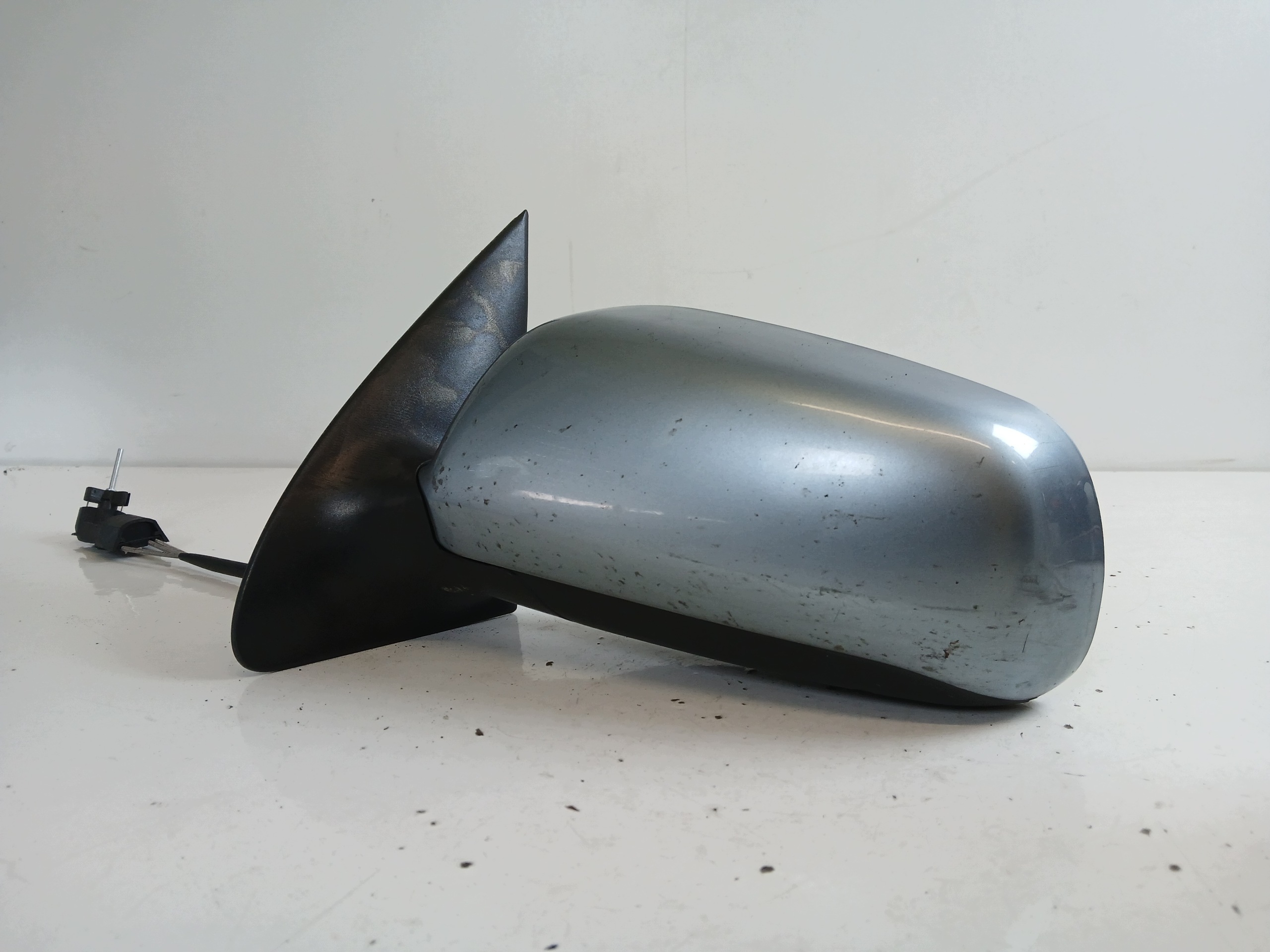 SKODA FABIA and mirror left 9151 manually