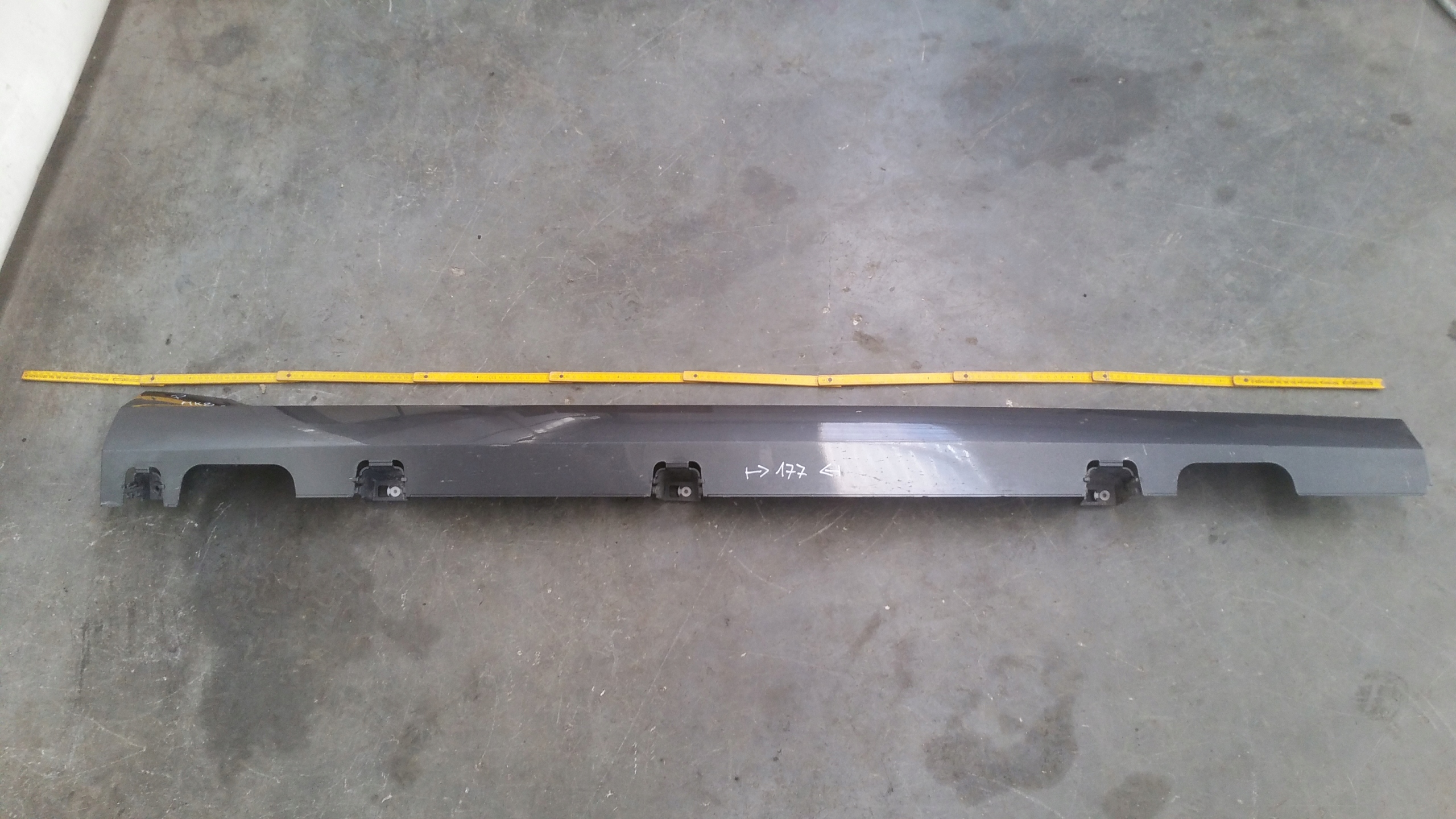 threshold right ST H1BJA1054BA Ford Fiesta MK8