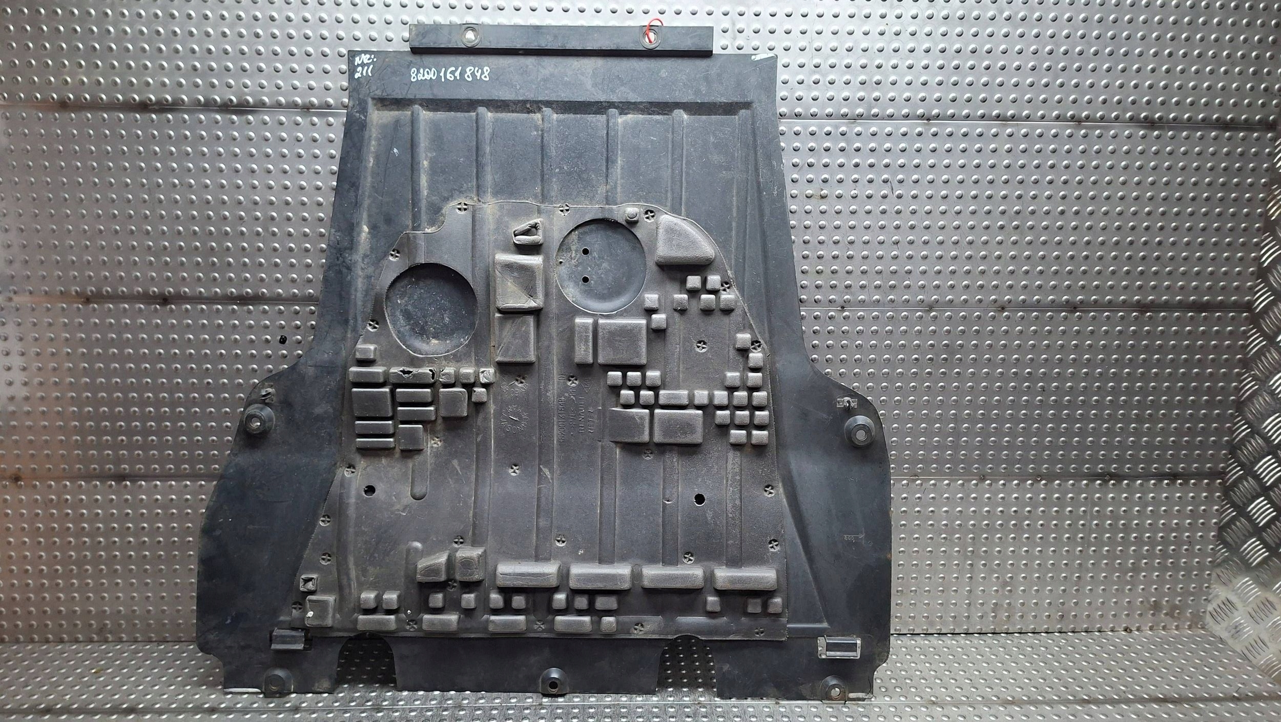 cover cover below engine 8200161848 RENAULT CLIO IV CAPTUR 2013