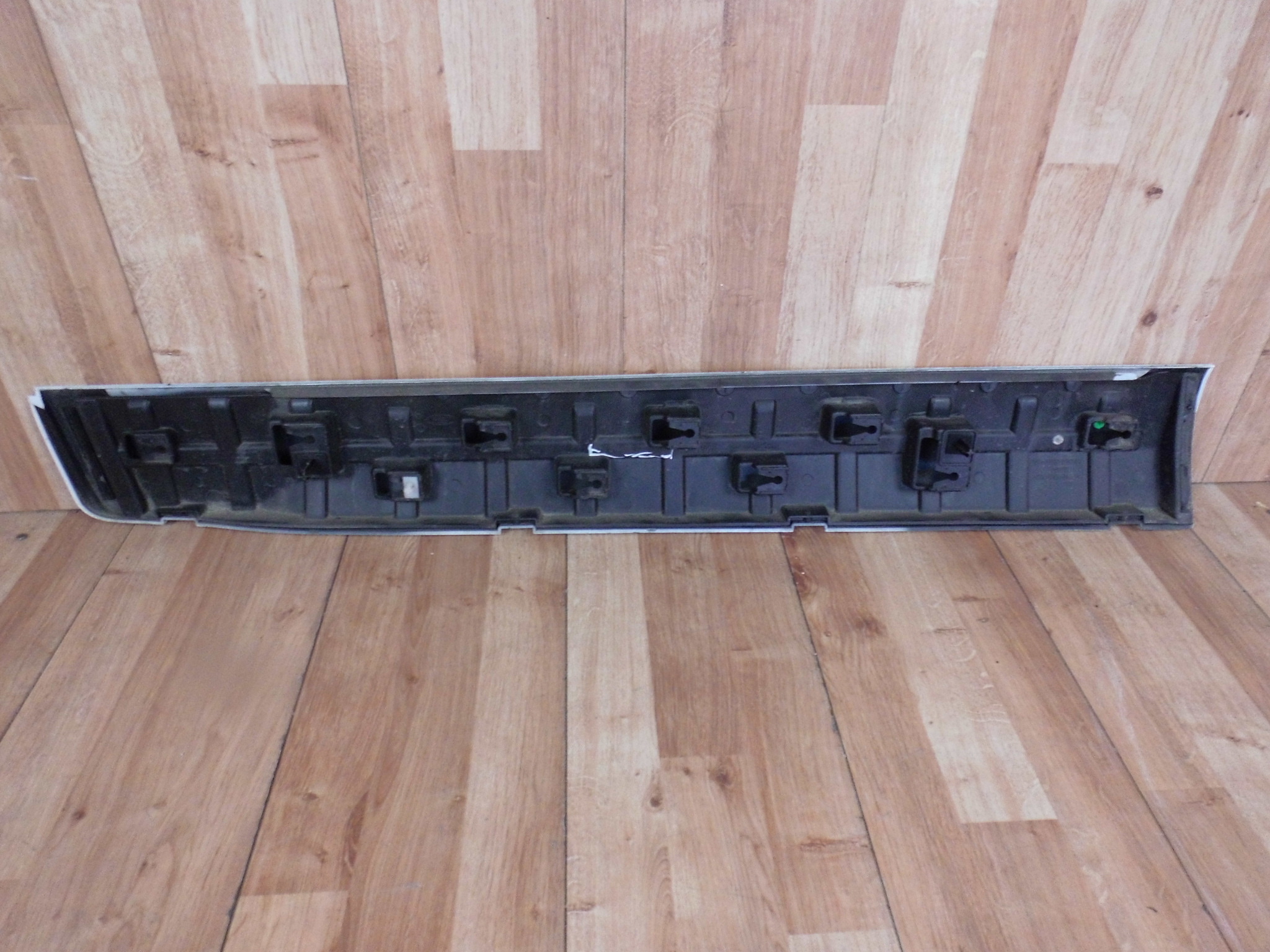 Ford EcoSport LIFT moulding door right front