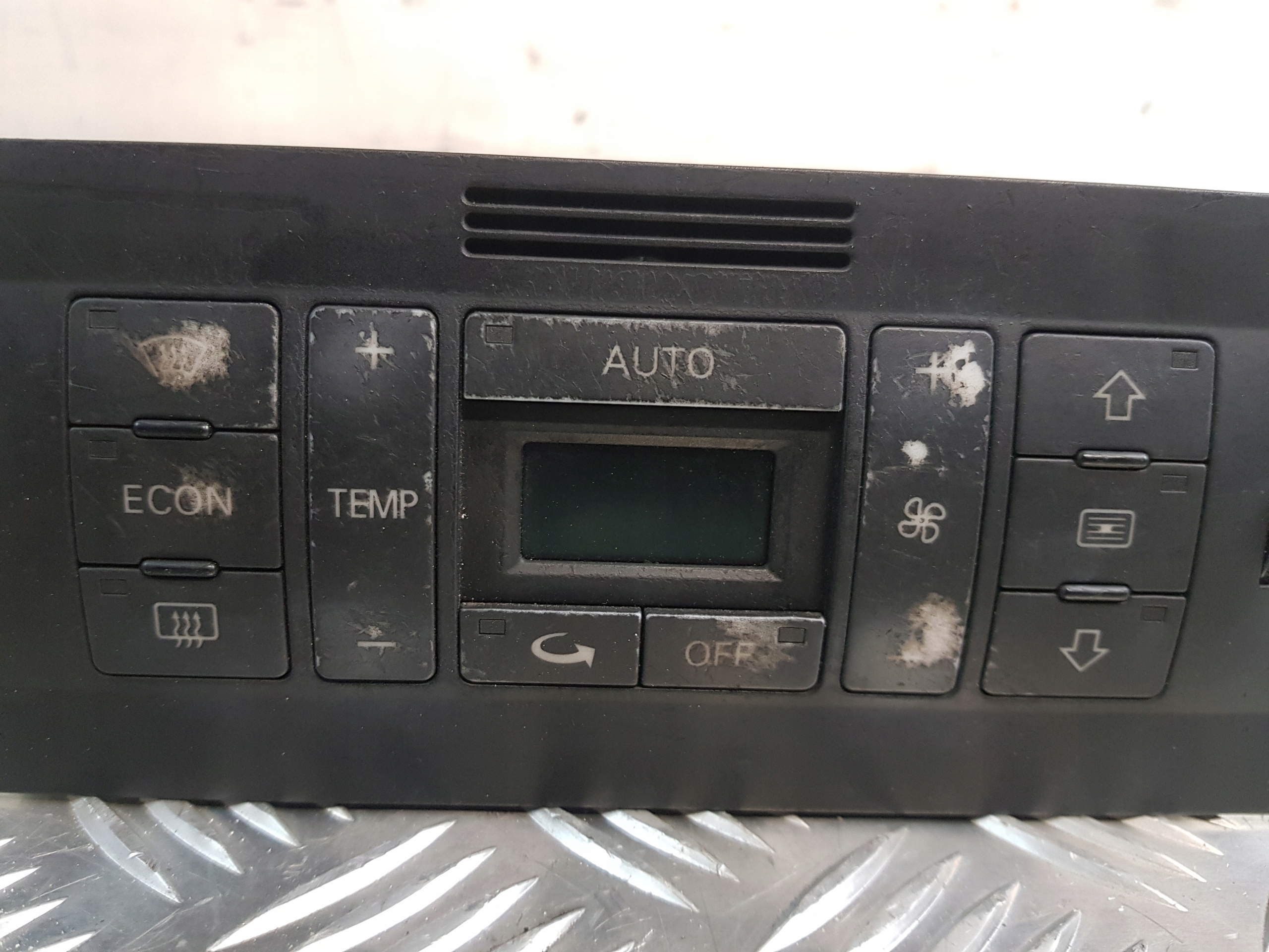 AUDI A3 8L 01R- PANEL klími klimatizaci 8L0820043J