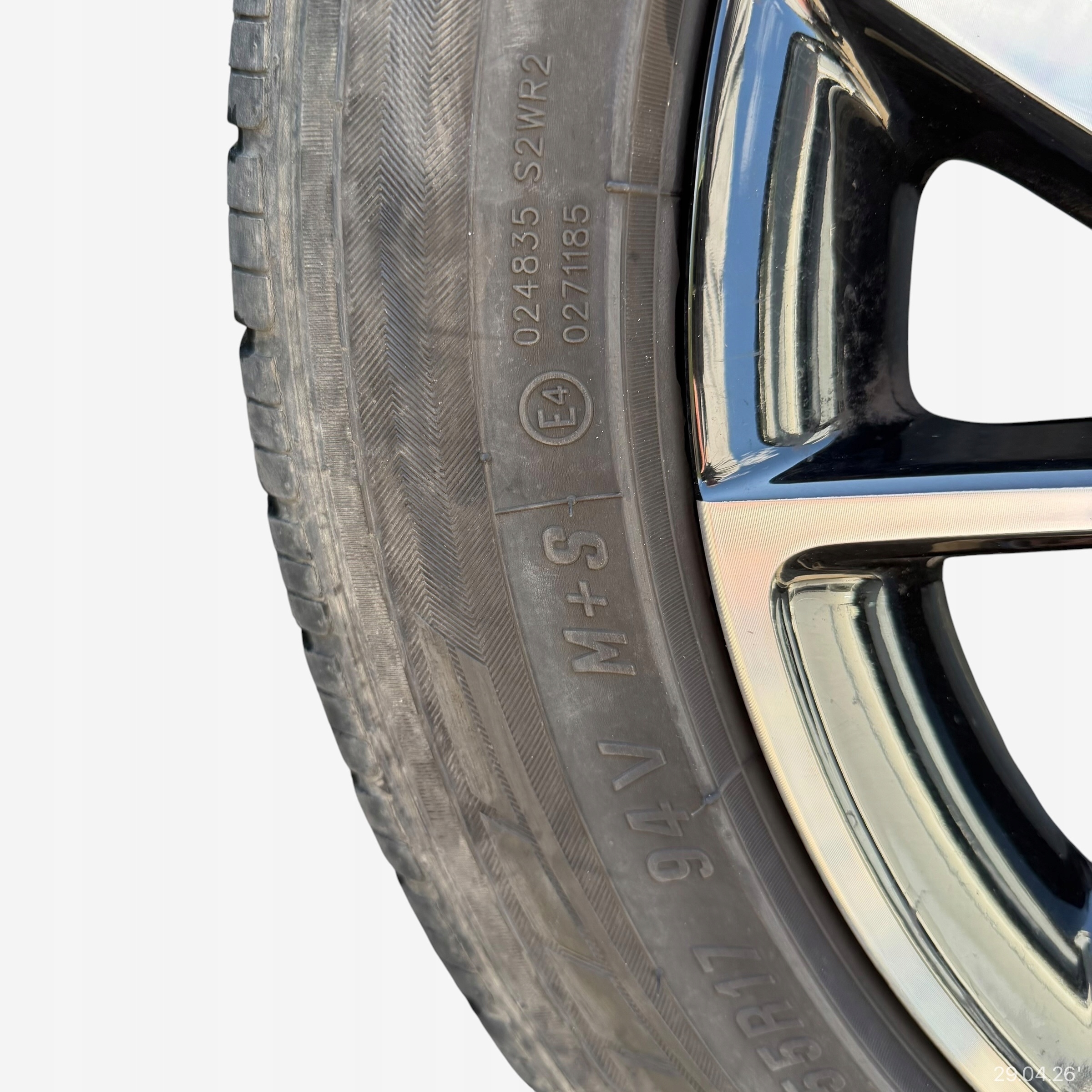disky kola gumy MG ZS MAXXIS 215/55/17" 3MM letne M+S