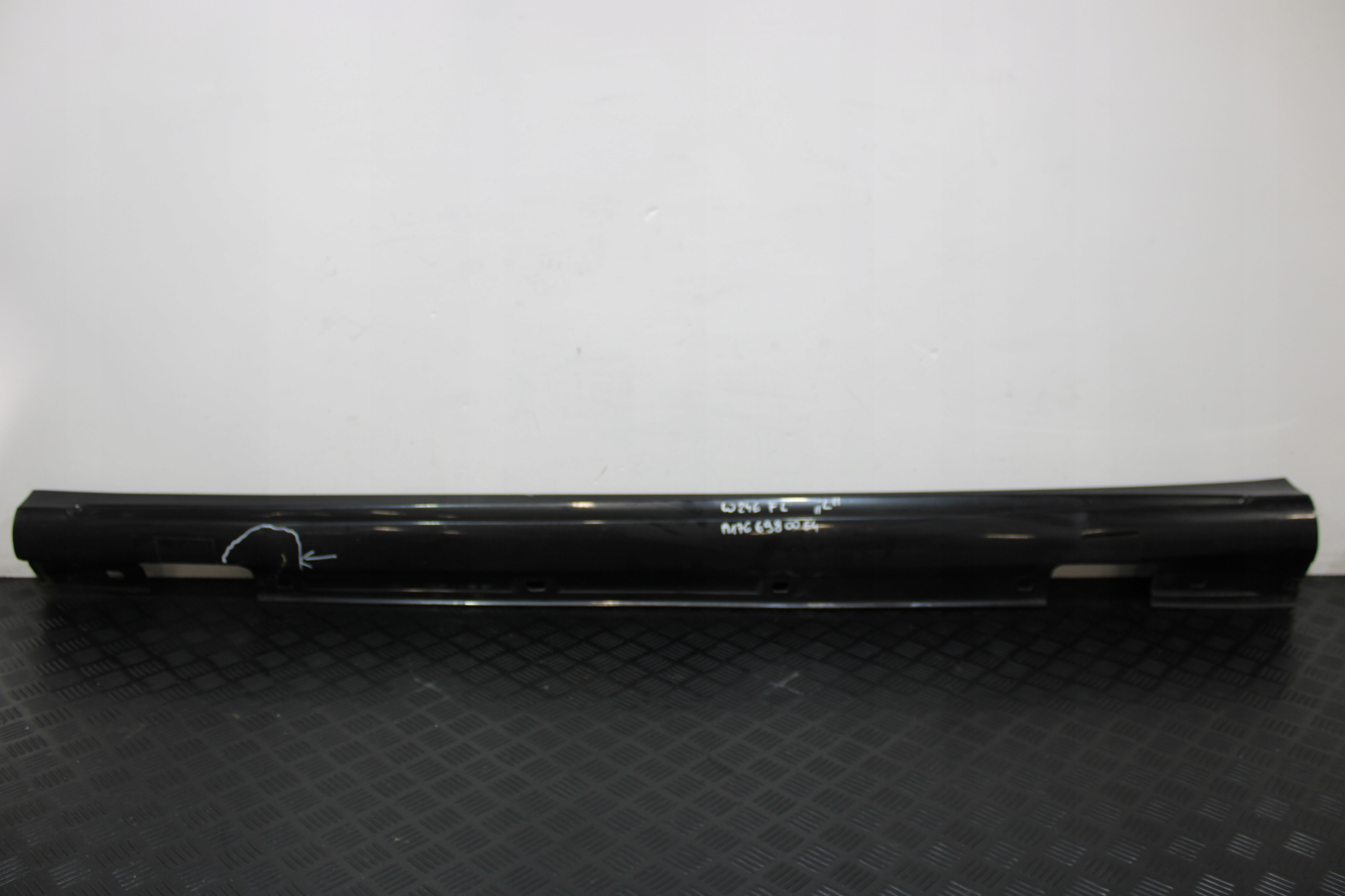 cap threshold threshold left A1766980054 MERCEDES B-KLASA W246 LIFT