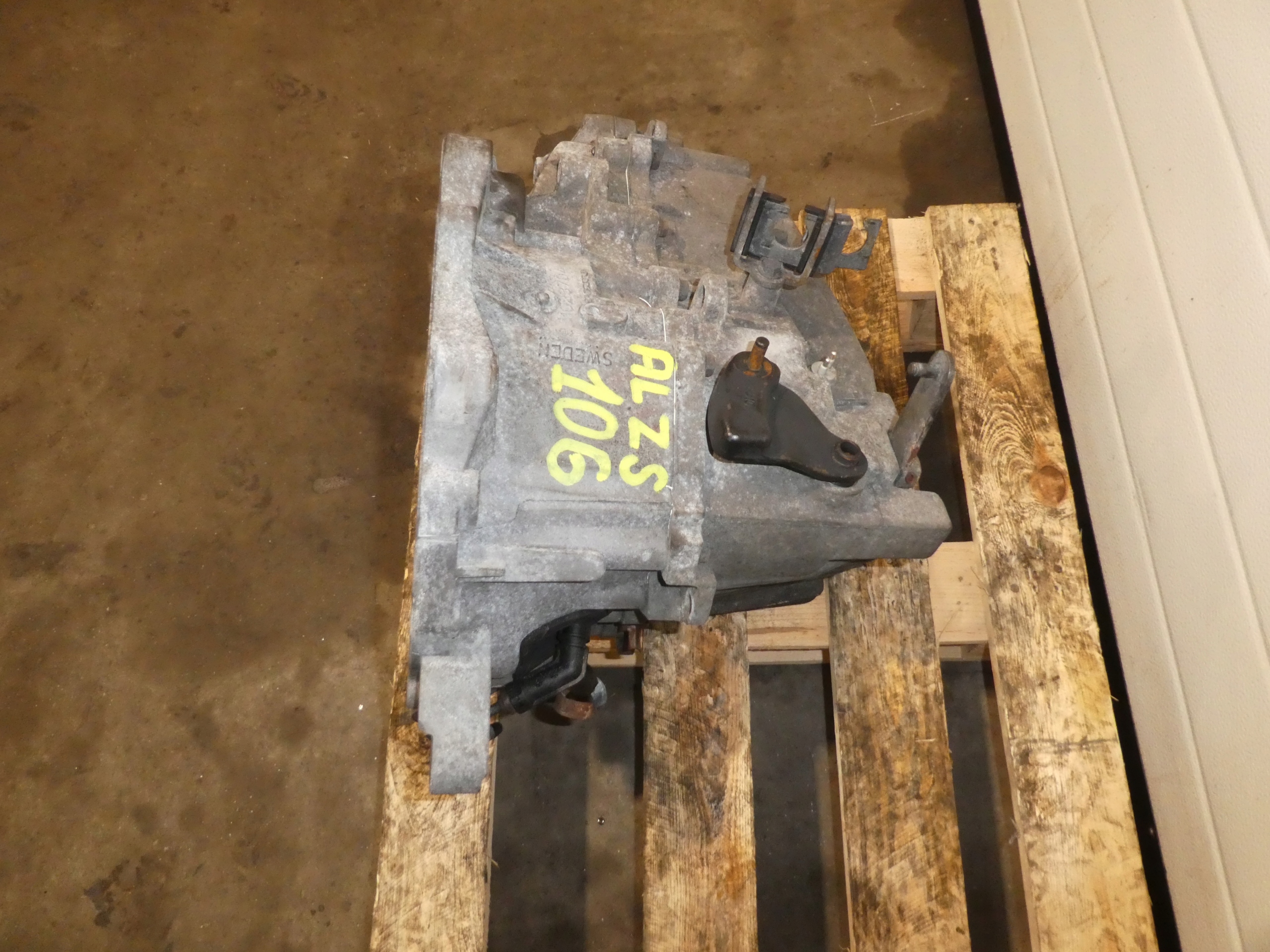 gearbox, manual VOLVO 1023704