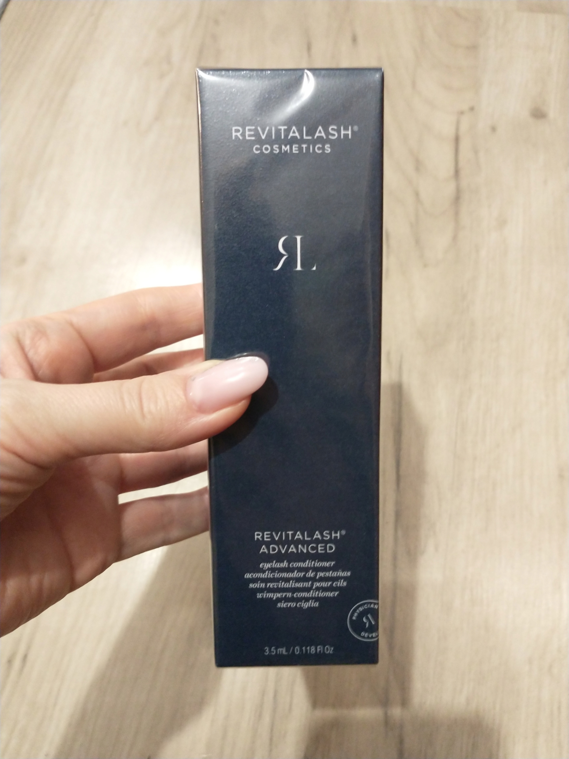 Nowa odżywka do rzęs Revitalash advanced 3,5 ml