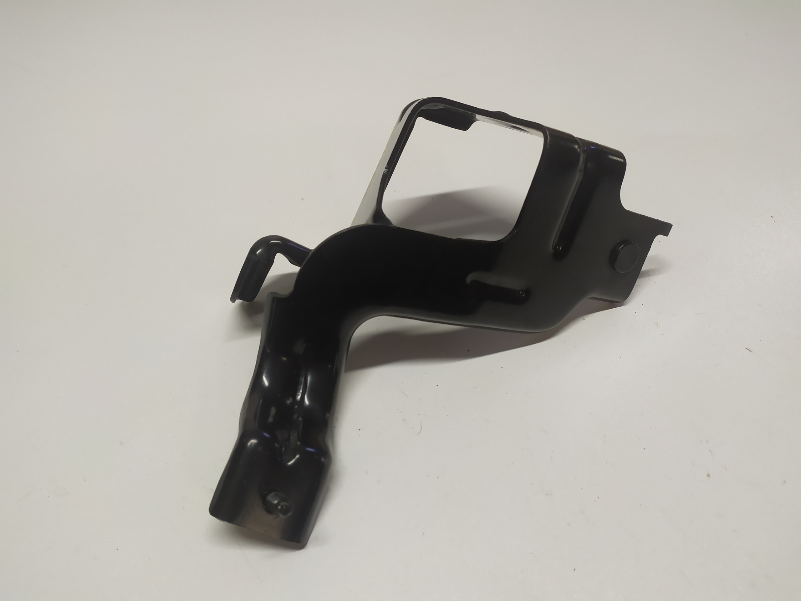 MOCOWANIE UCHWYT PRZEKAŹNIKA ŚWIEC X TRAIL T32 Producent części Nissan OE