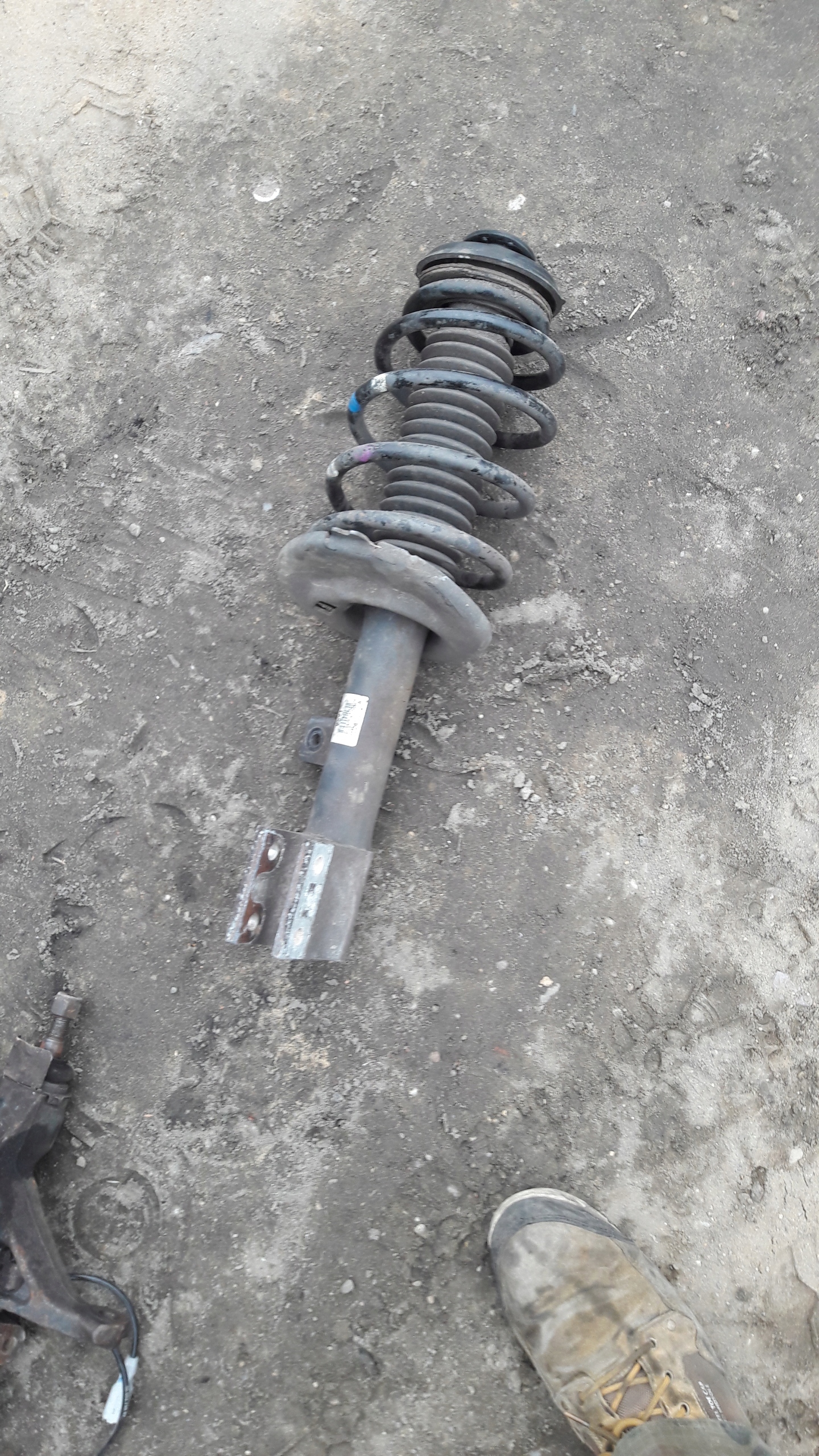 C4 1.6 THP PICASSO shock absorber right front