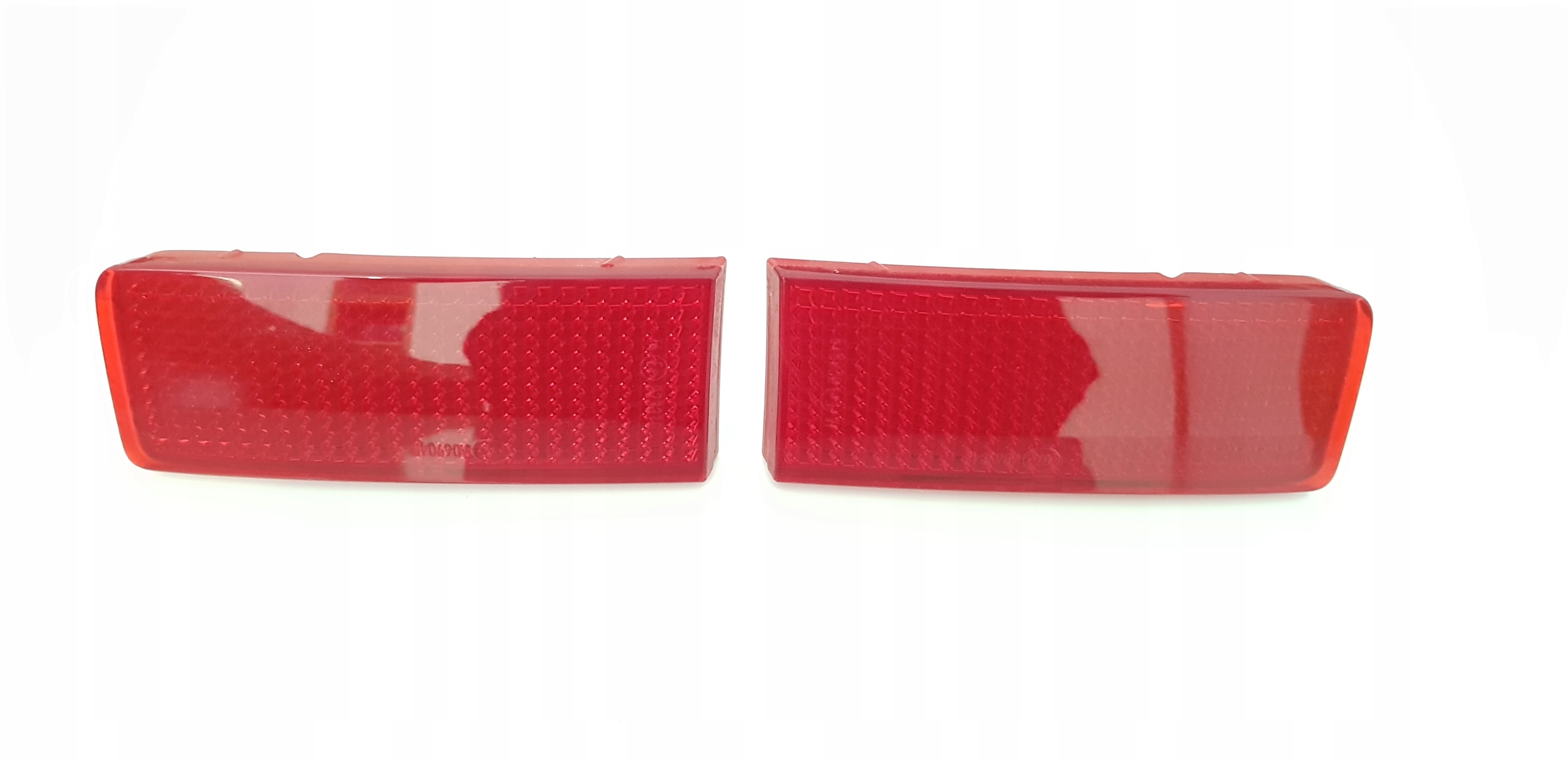 VW TOUAREG ОТРАЖАТЕЛЬ БАМПЕРА ПРАВЫЙ 7P6945106