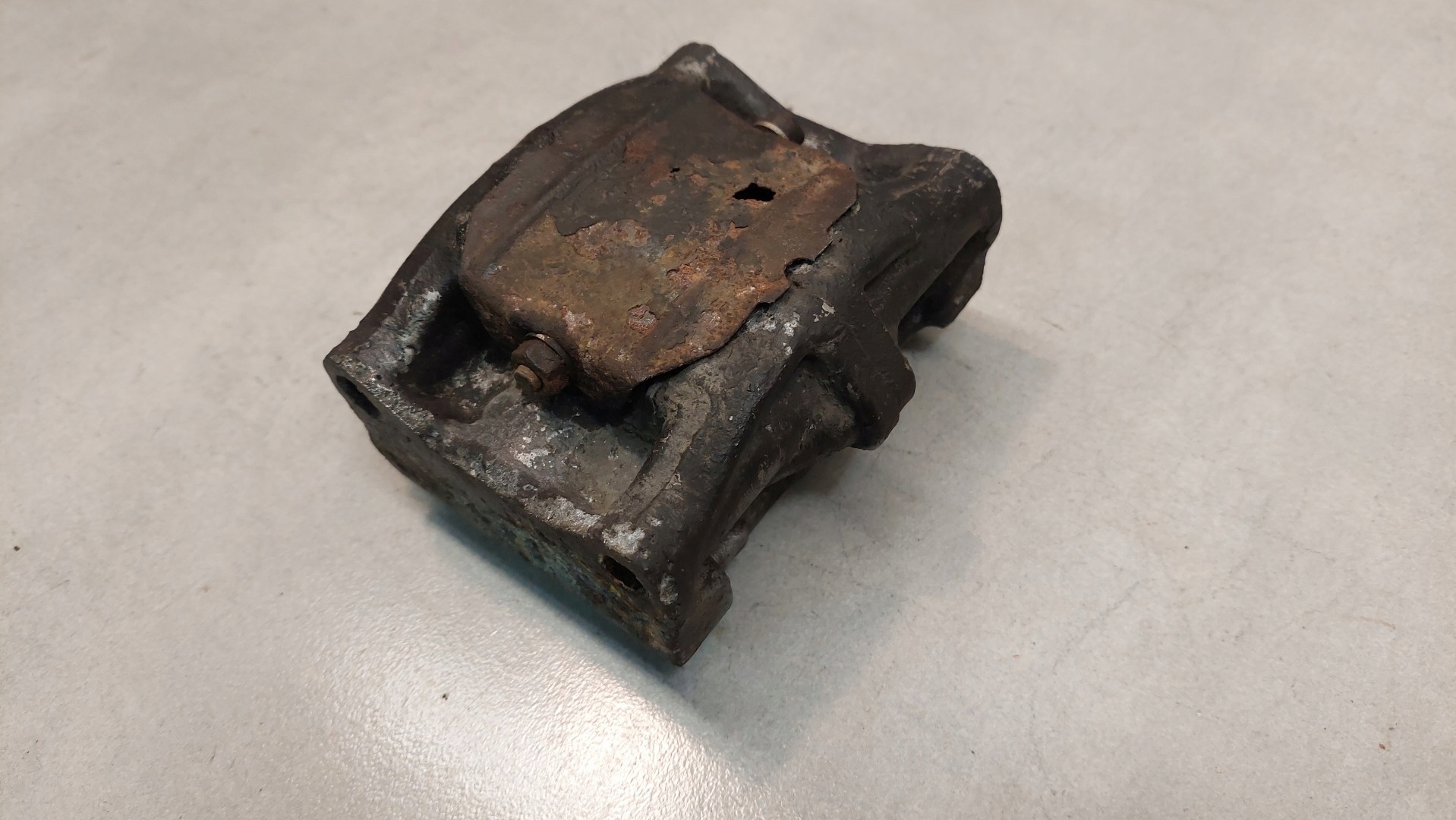 caliper brake left rear part XANTIA II 2.0 HDI
