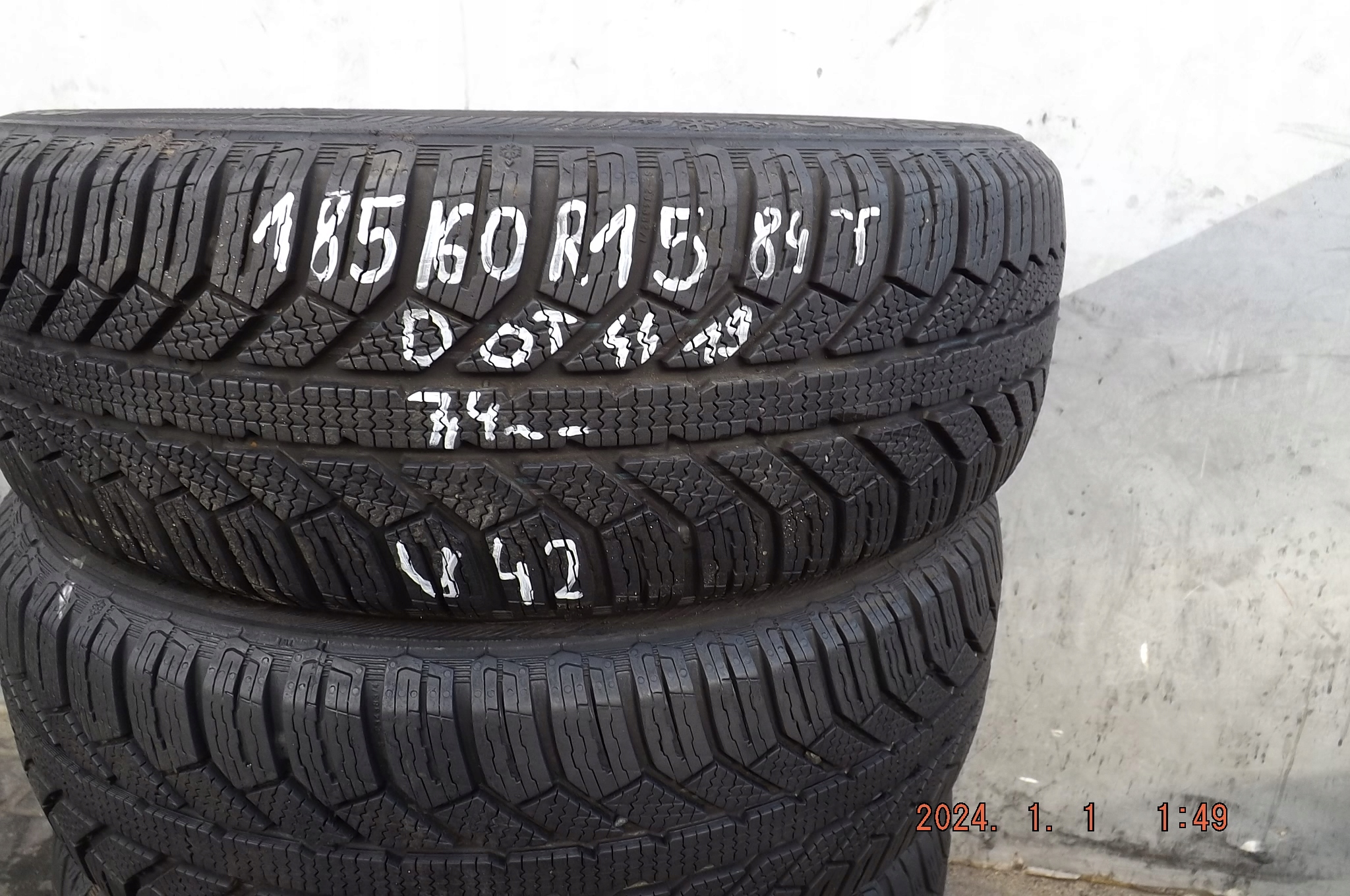 [U42] 4XZIMA 185/60R15 84T SEMPERIT MASTER-GRIP 2 & Profil opony 60