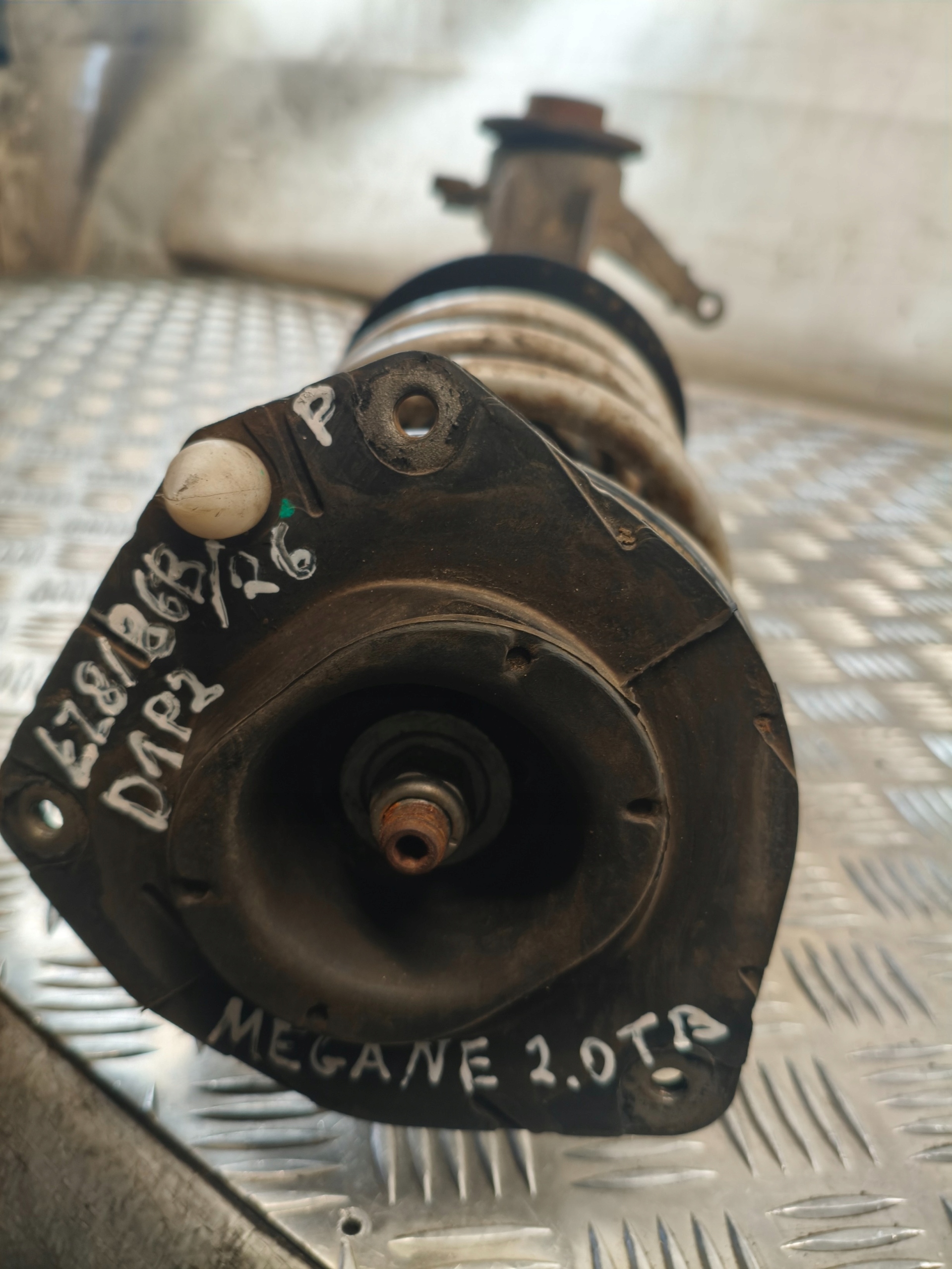 MC PERSON right shock absorber swing RENAULT MEGANE II 2 2.0T